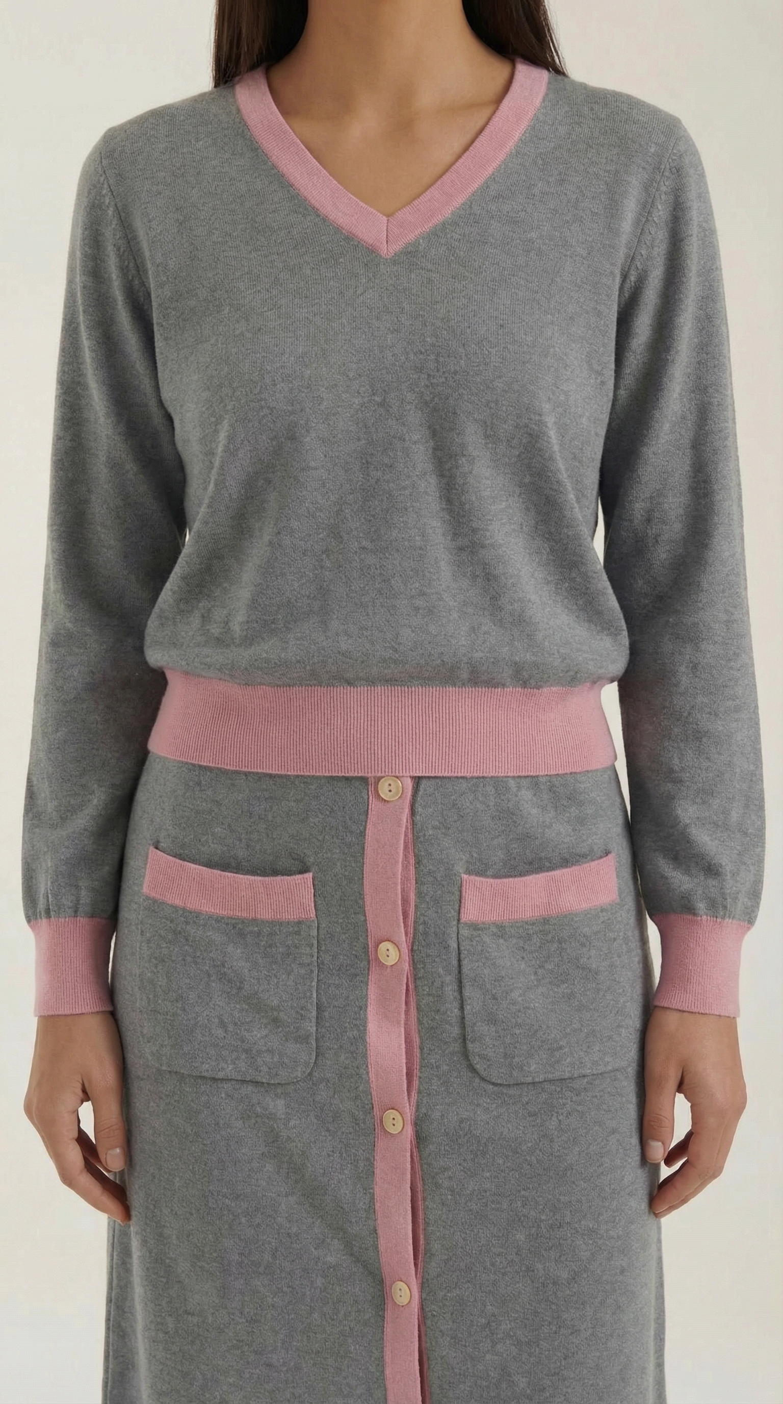 Conjunto de suéter con escote en V y falda midi fluida
