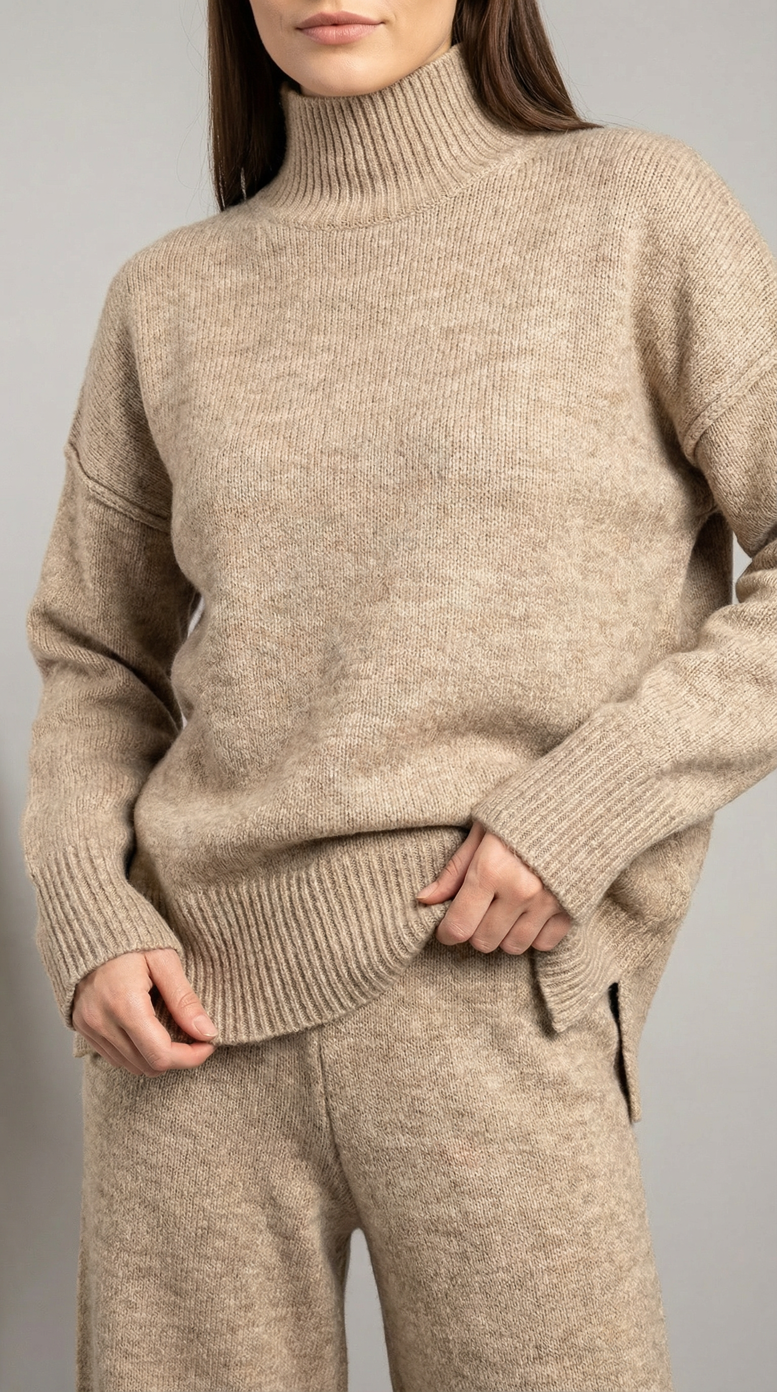 Conjunto de suéter de cuello alto con pantalones vaqueros