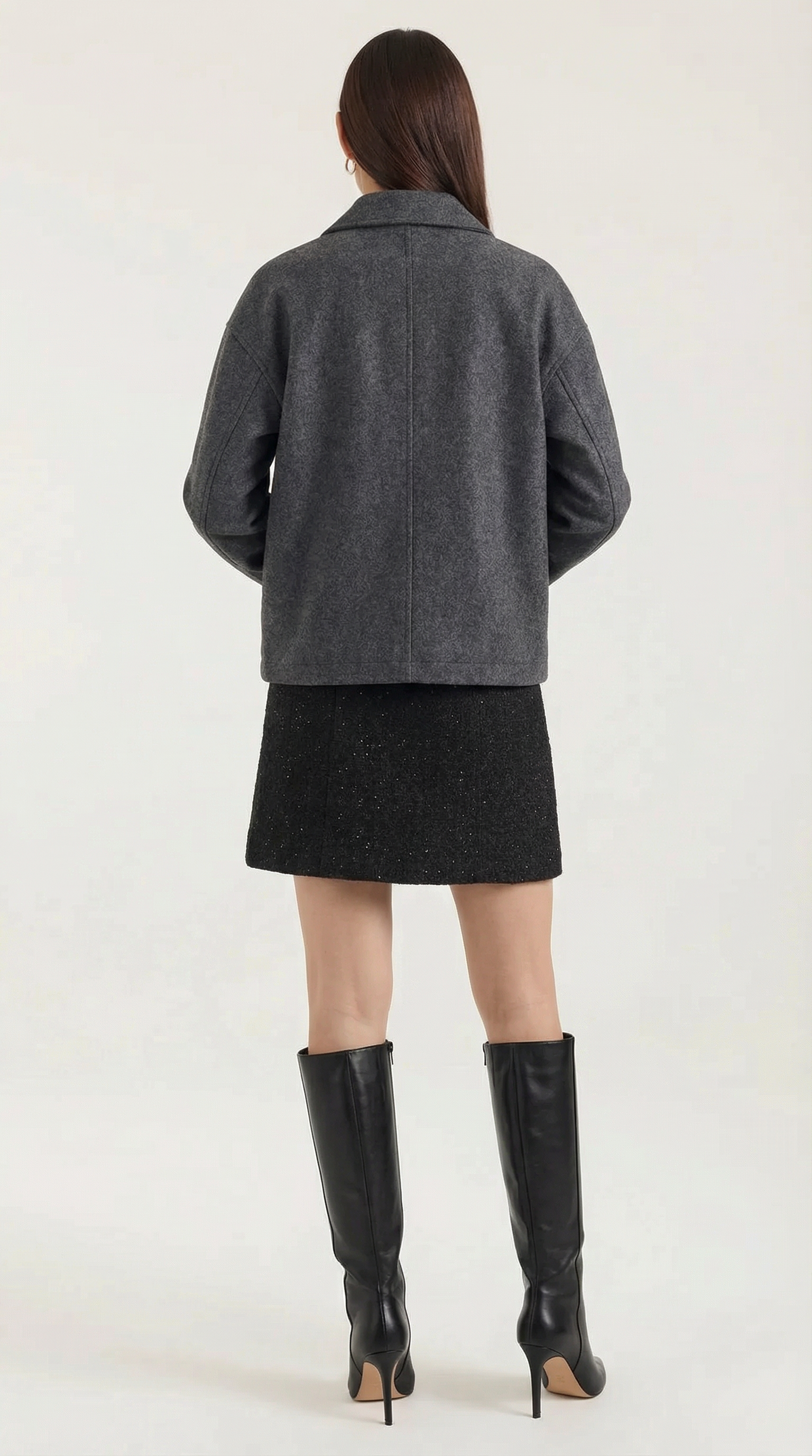 Mini falda con acabado brillante sofisticado