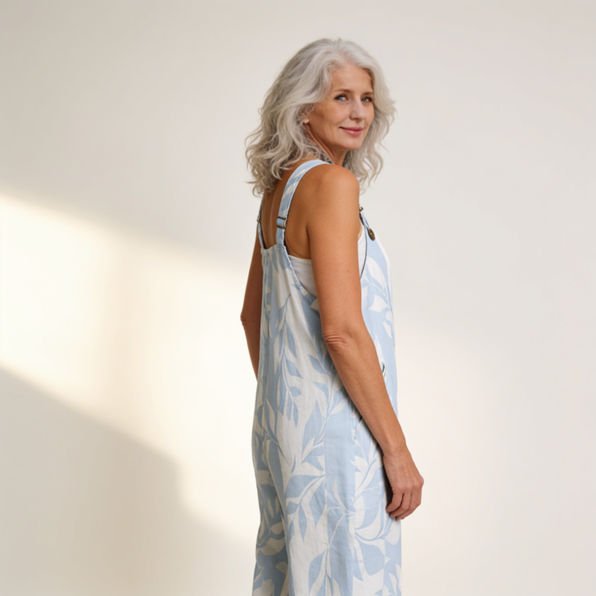 Naomi | Peto con motivo de hojas en azul celeste