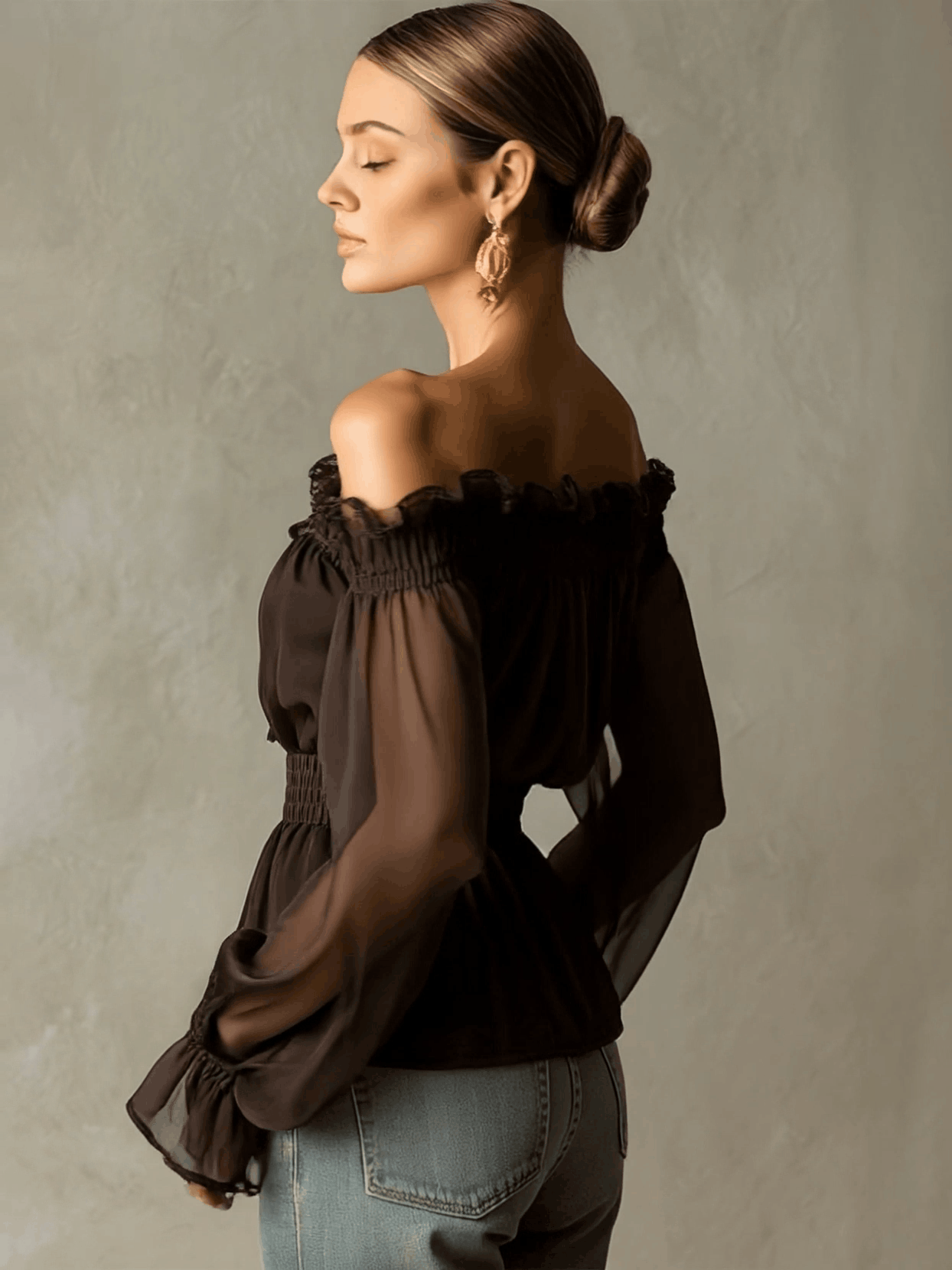 Blusa Marrón con Volantes