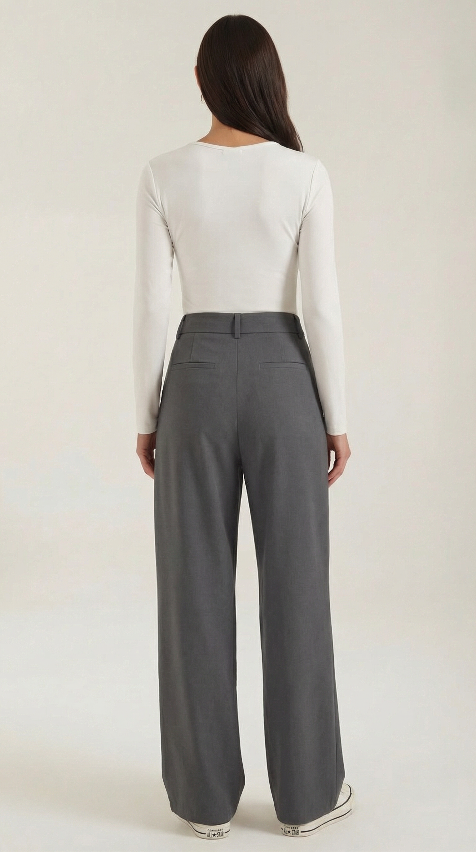 Pantalón asimétrico de silueta moderna