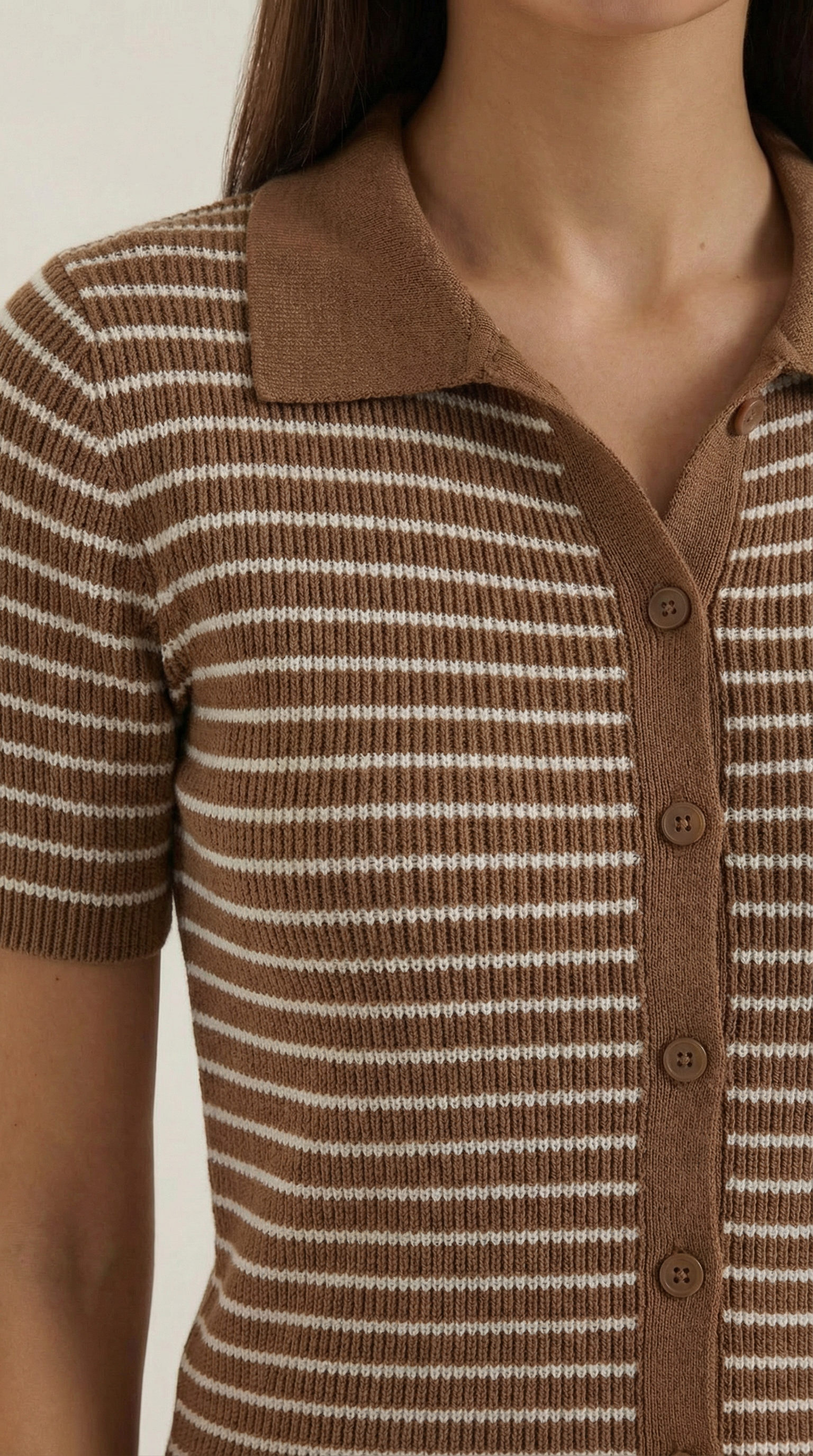 Top polo rayado de inspiración clásica