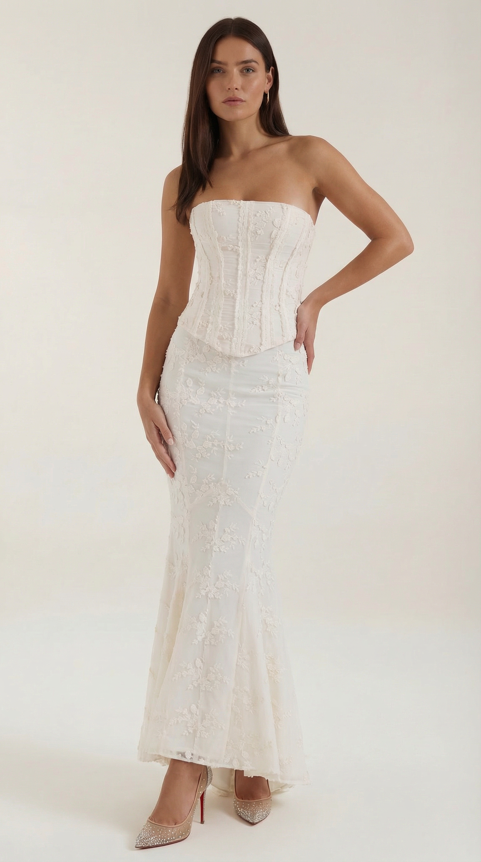 Vestido maxi con corsé estructurado