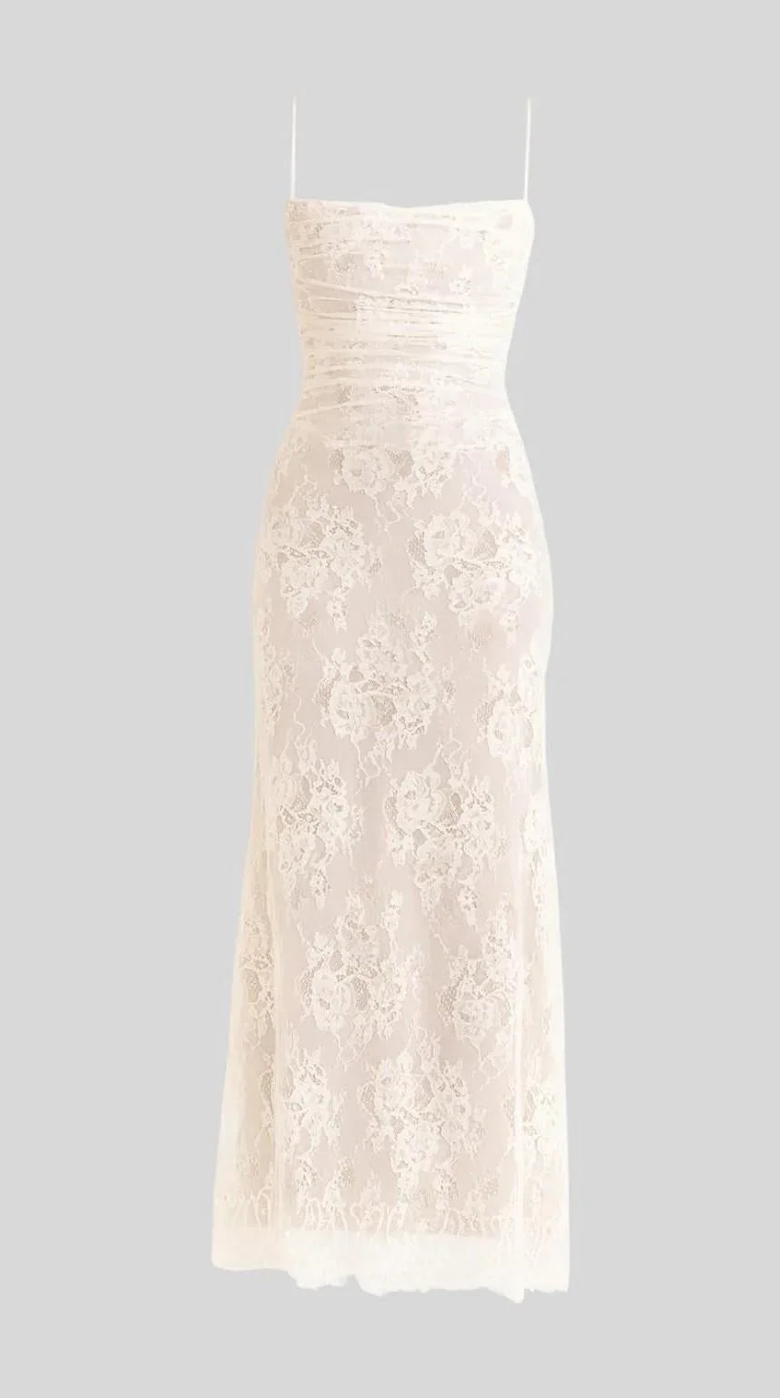 Vestido maxi de corte fluido elegante