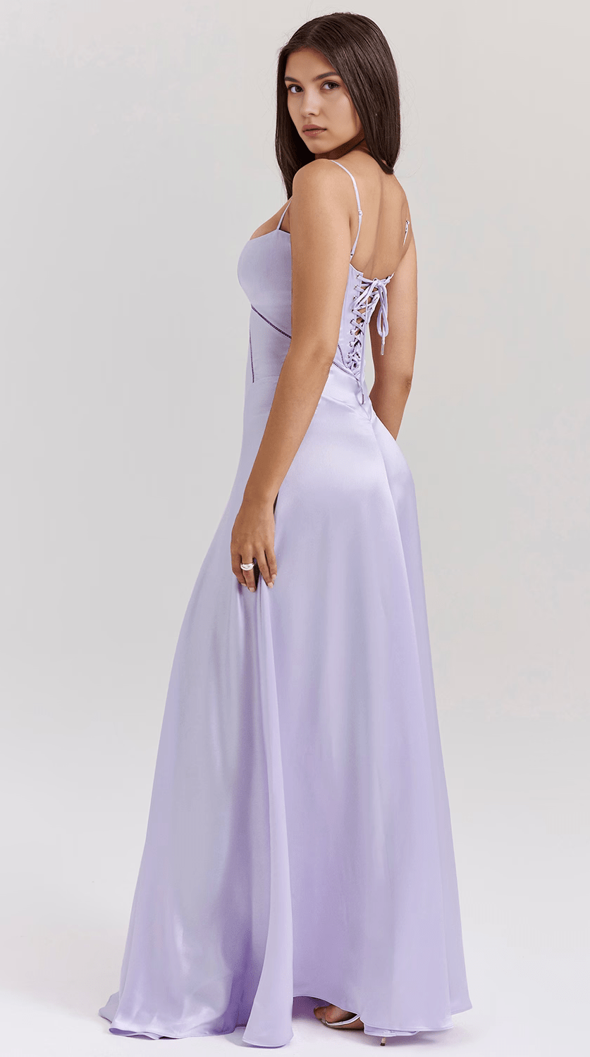 Vestido maxi de corte fluido refinado