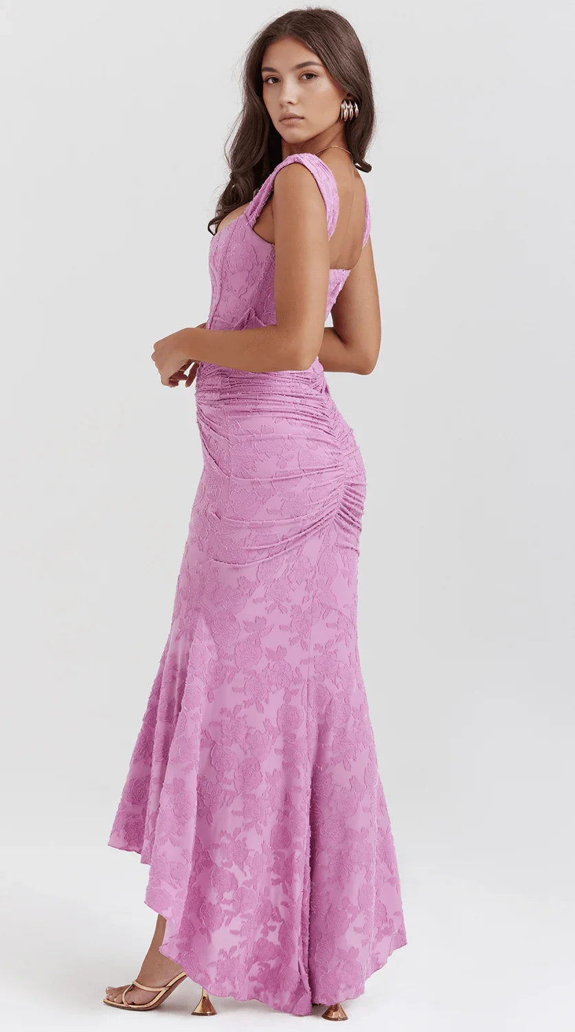 Vestido maxi de corte fluido y silueta elegante