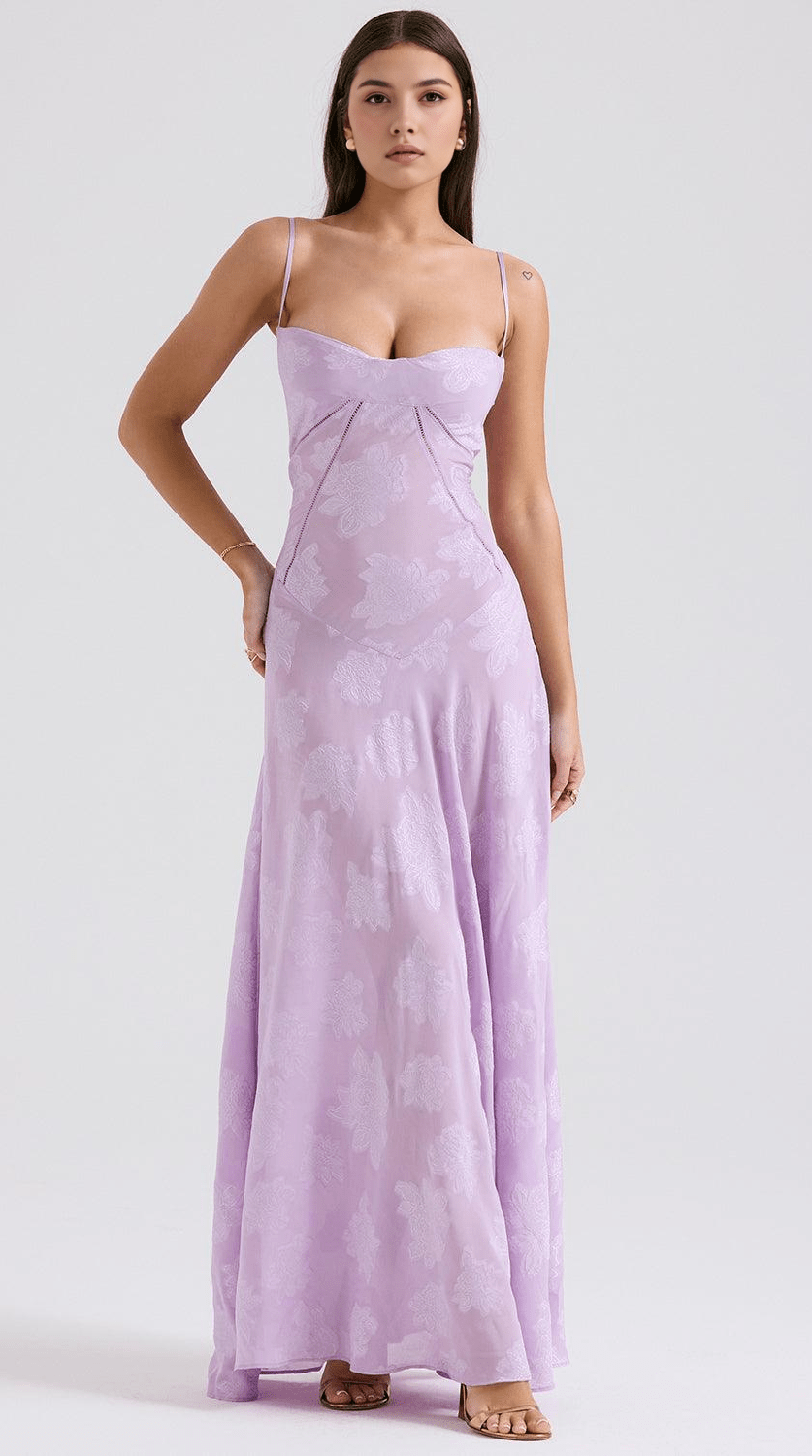 Vestido maxi de silueta fluida y drapeado