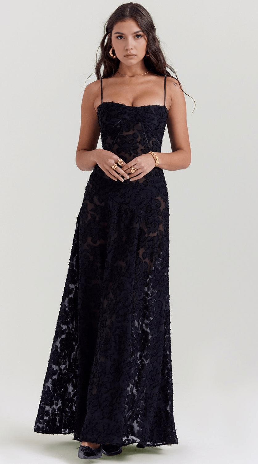 Vestido maxi de silueta fluida y drapeado