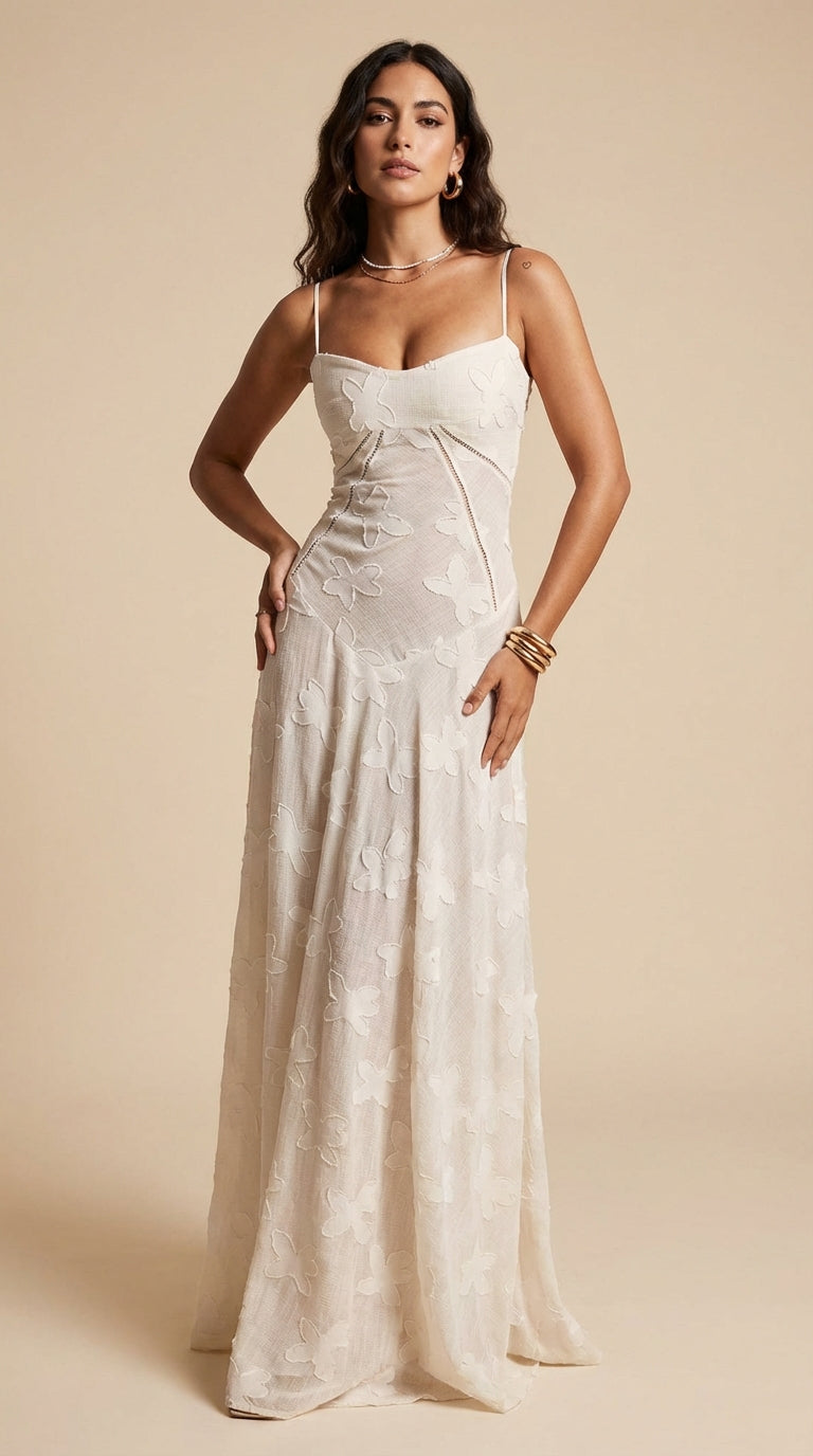 Vestido maxi de silueta fluida y drapeado