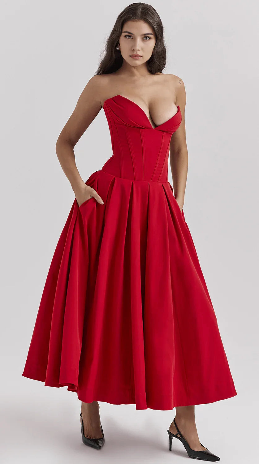 Vestido maxi fluido con detalles artesanales