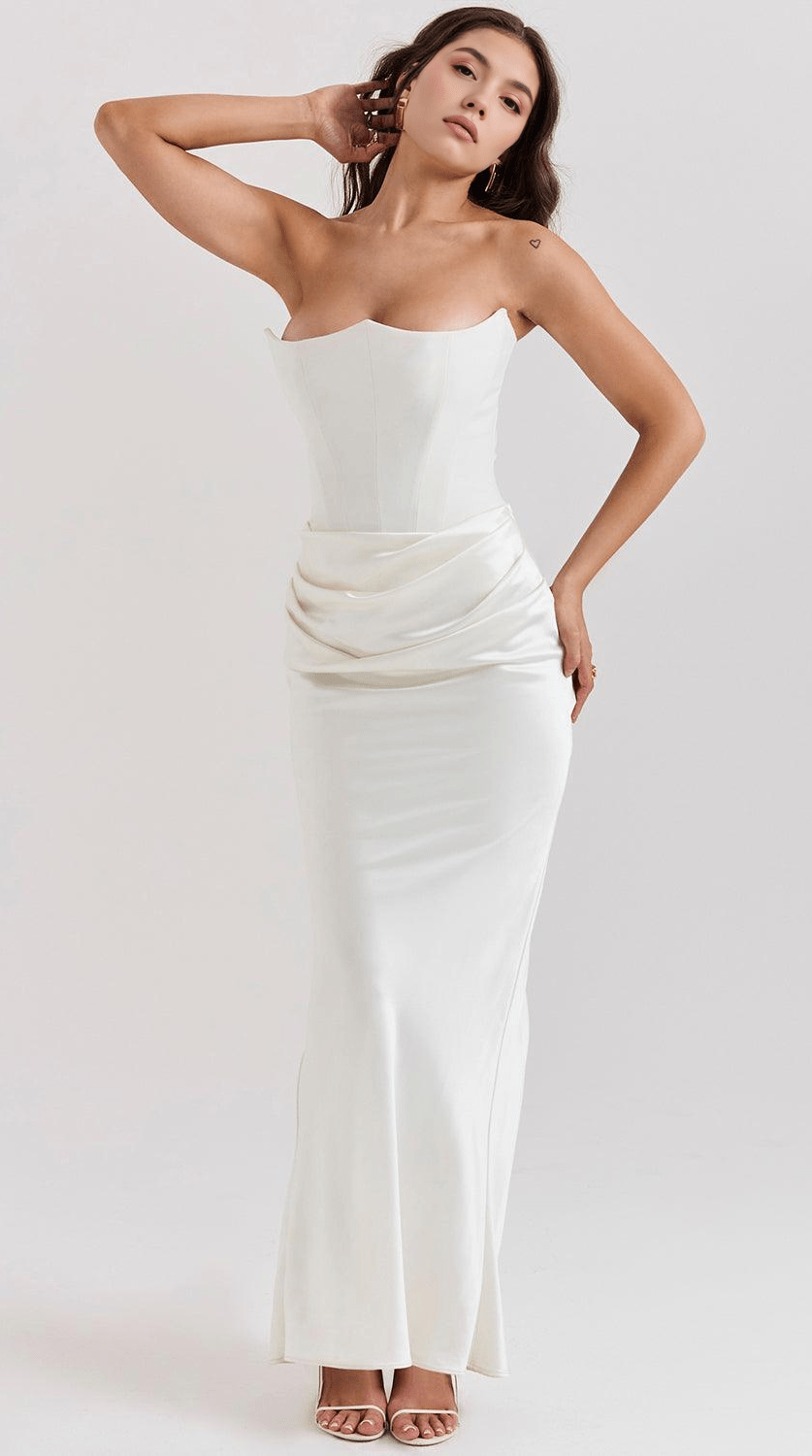Vestido maxi fluido de caída elegante