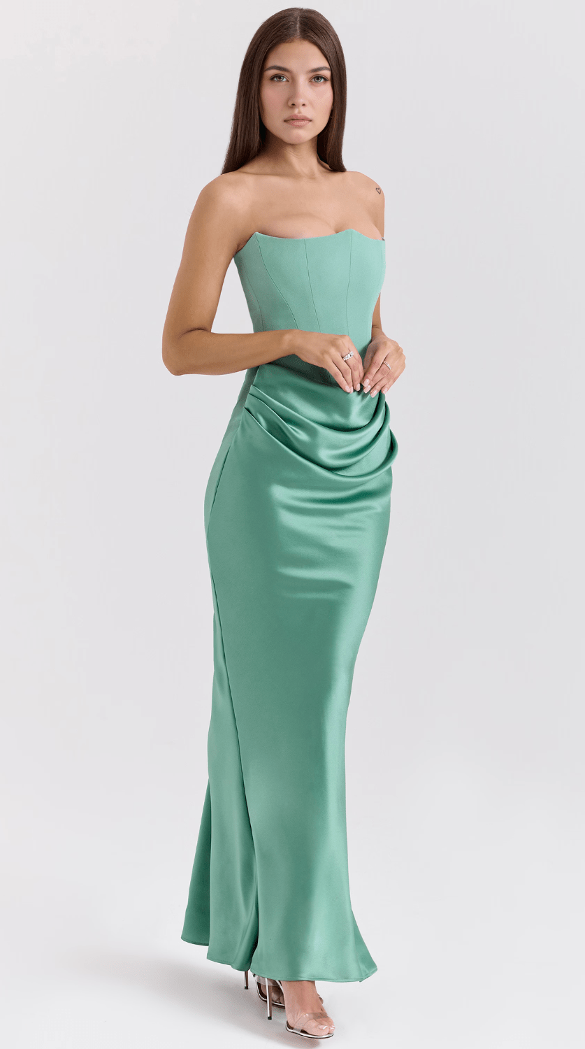 Vestido maxi fluido de caída elegante