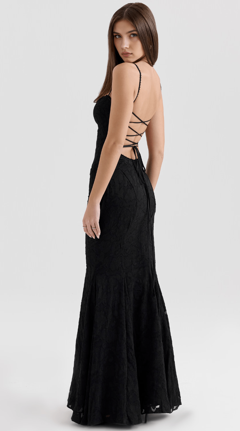 Vestido maxi fluido de silueta premium