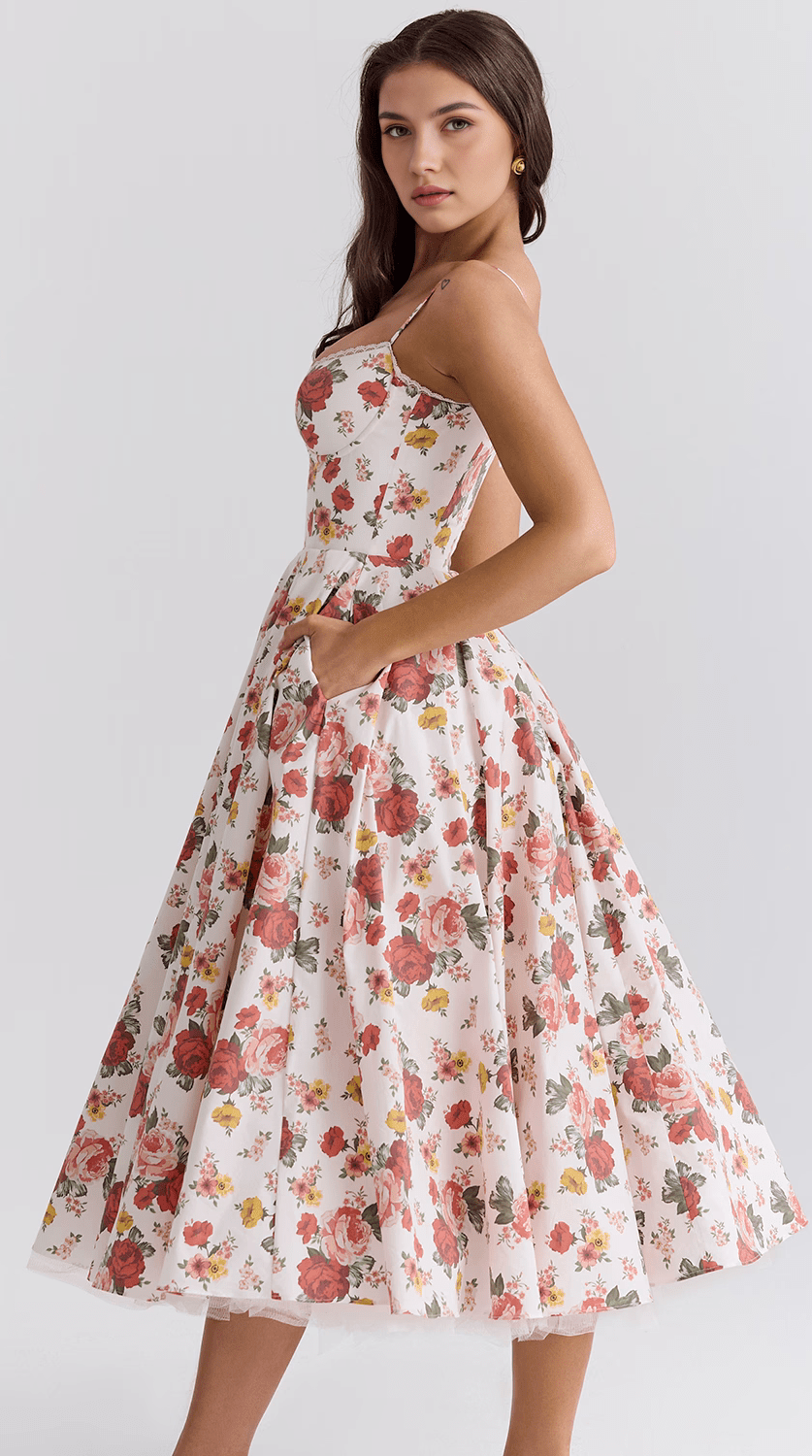 Vestido midi de silueta drapeada