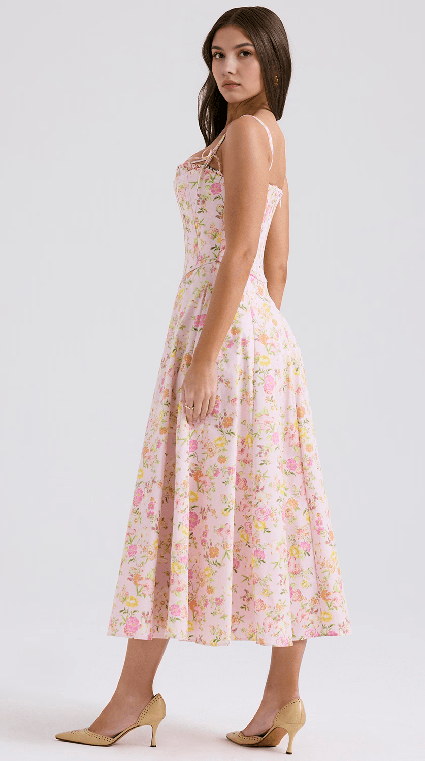 Vestido midi drapeado con cinturón elegante