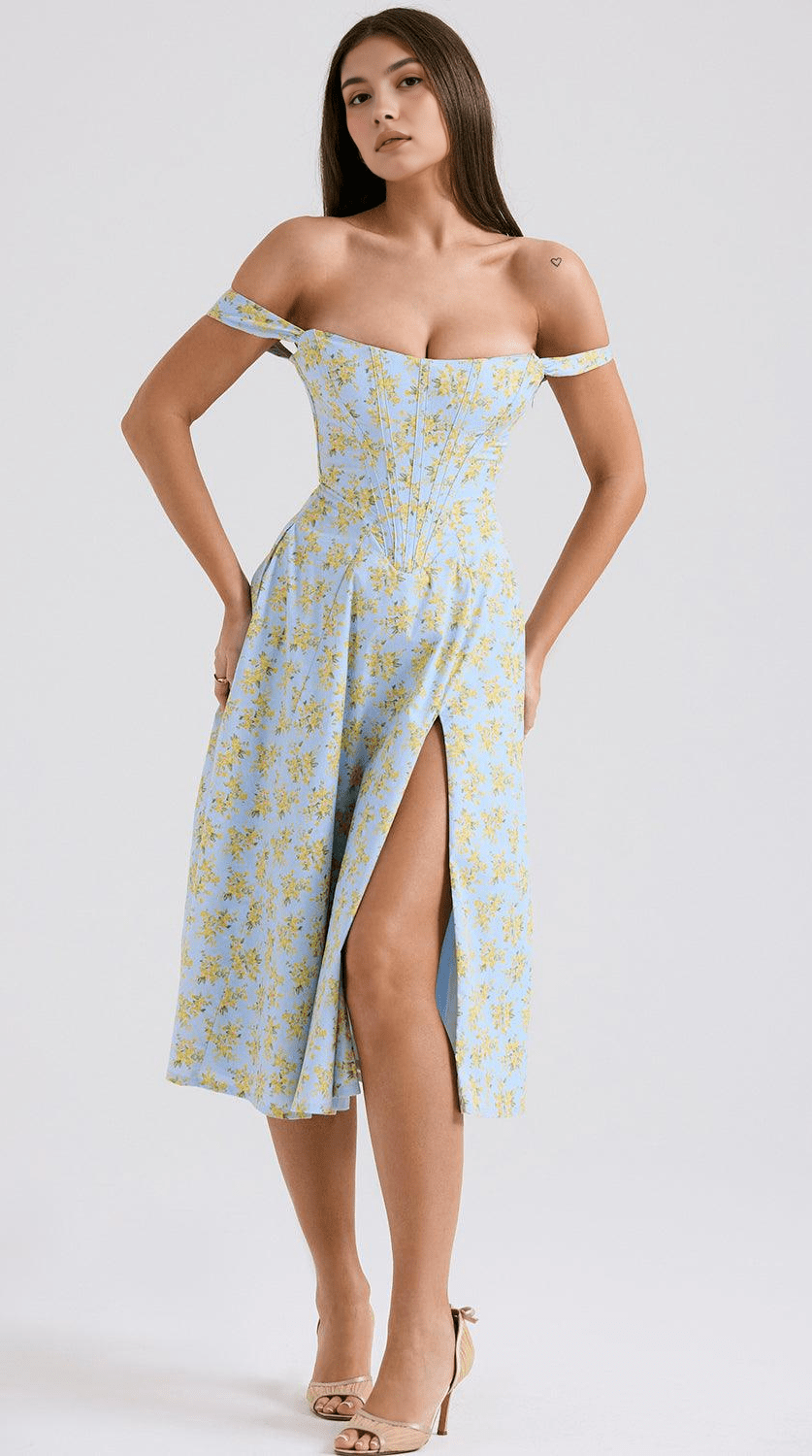 Vestido midi drapeado de silueta atemporal