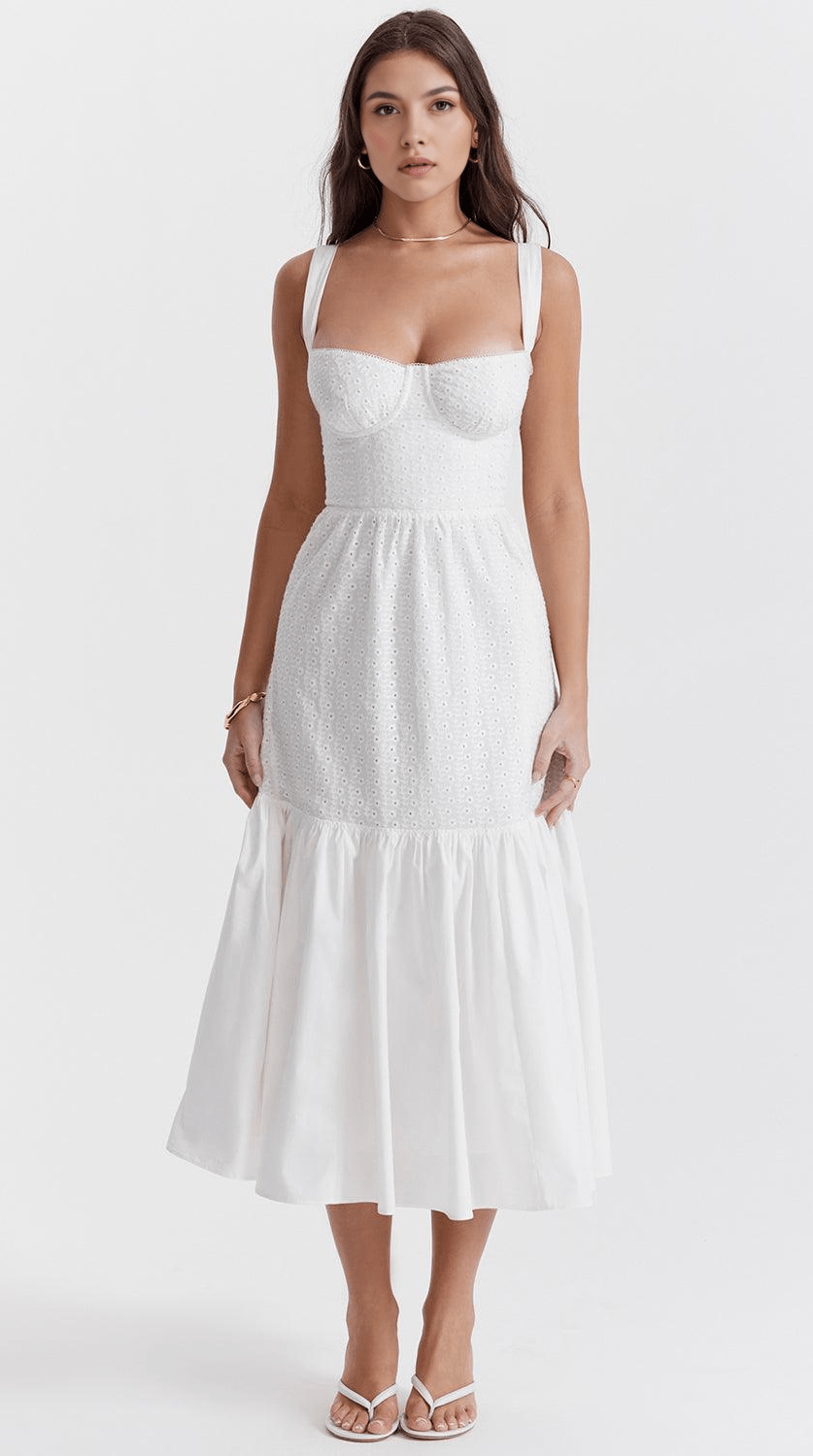 Vestido midi drapeado elegante y versátil