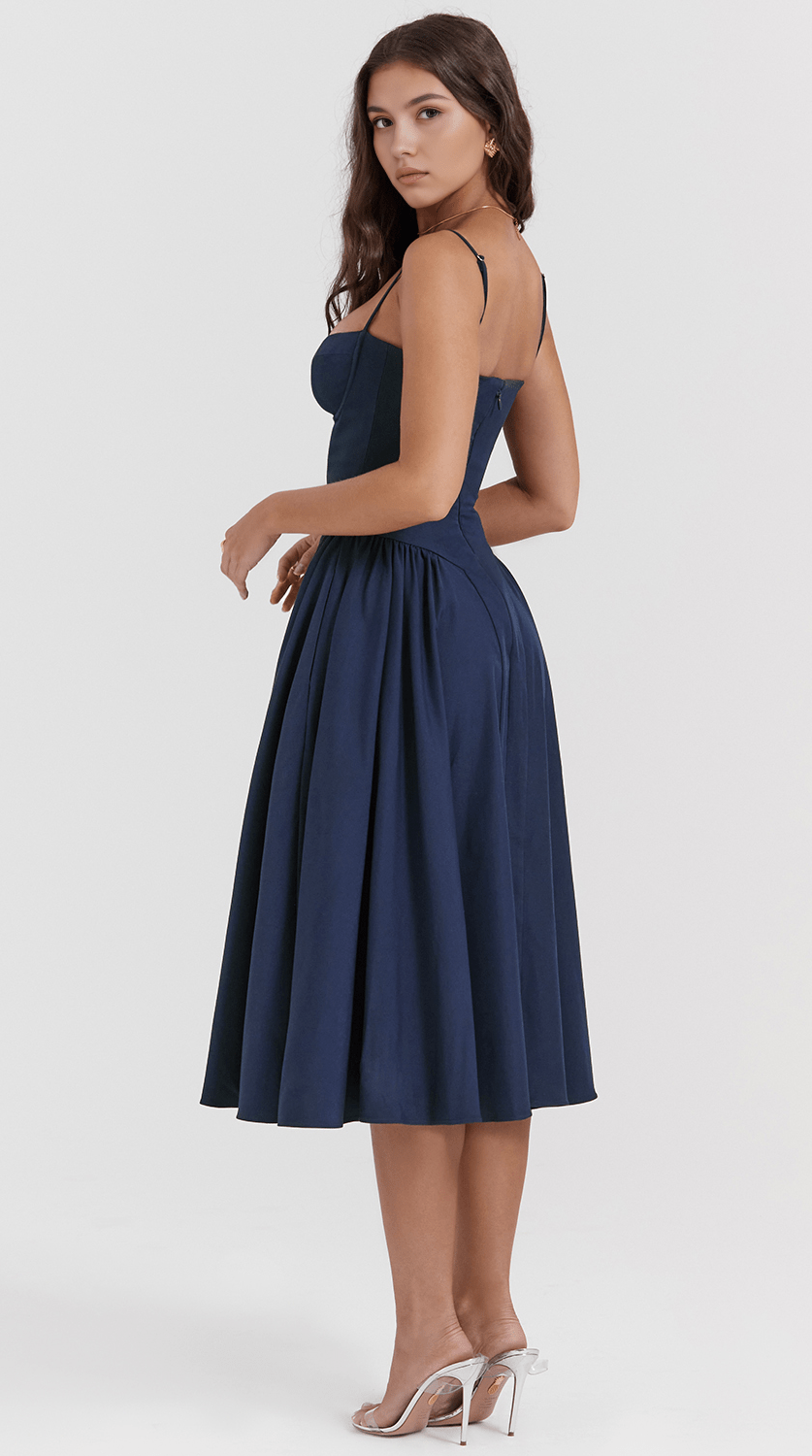 Vestido midi drapeado ligero y elegante
