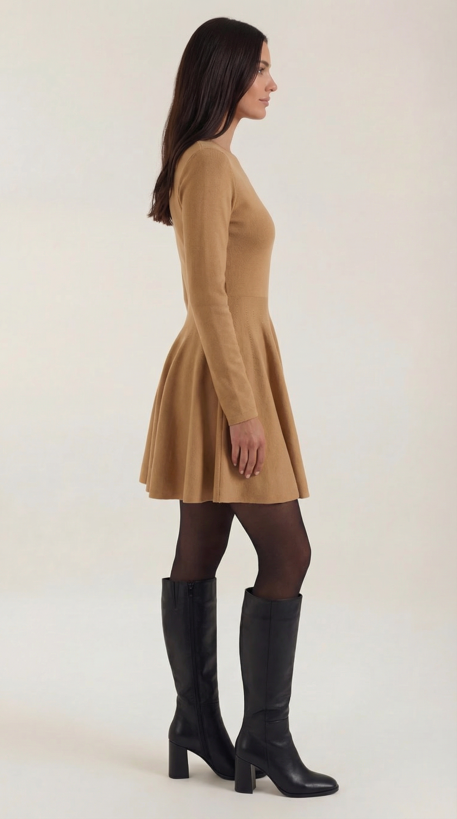Vestido mini de manga larga con pliegues
