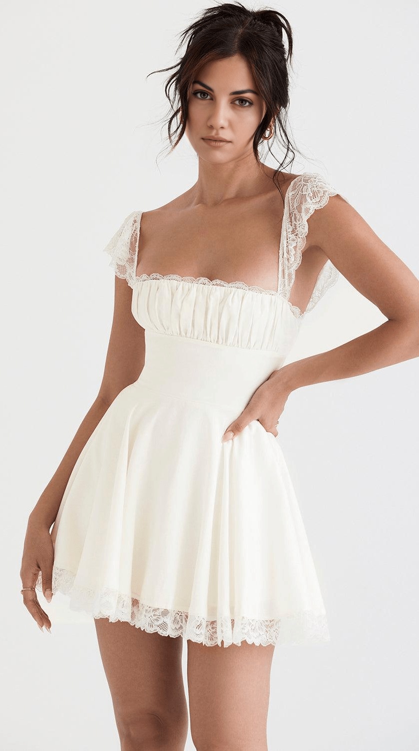 Vestido mini drapeado elegante para eventos