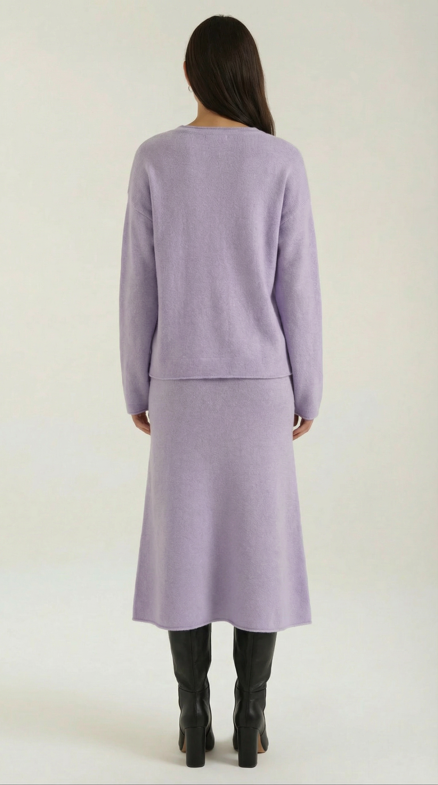 Conjunto de suéter y falda de silueta elegante