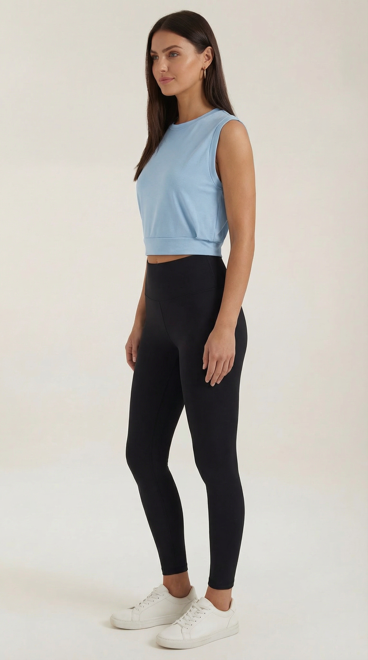 Crop top básico de silueta moderna