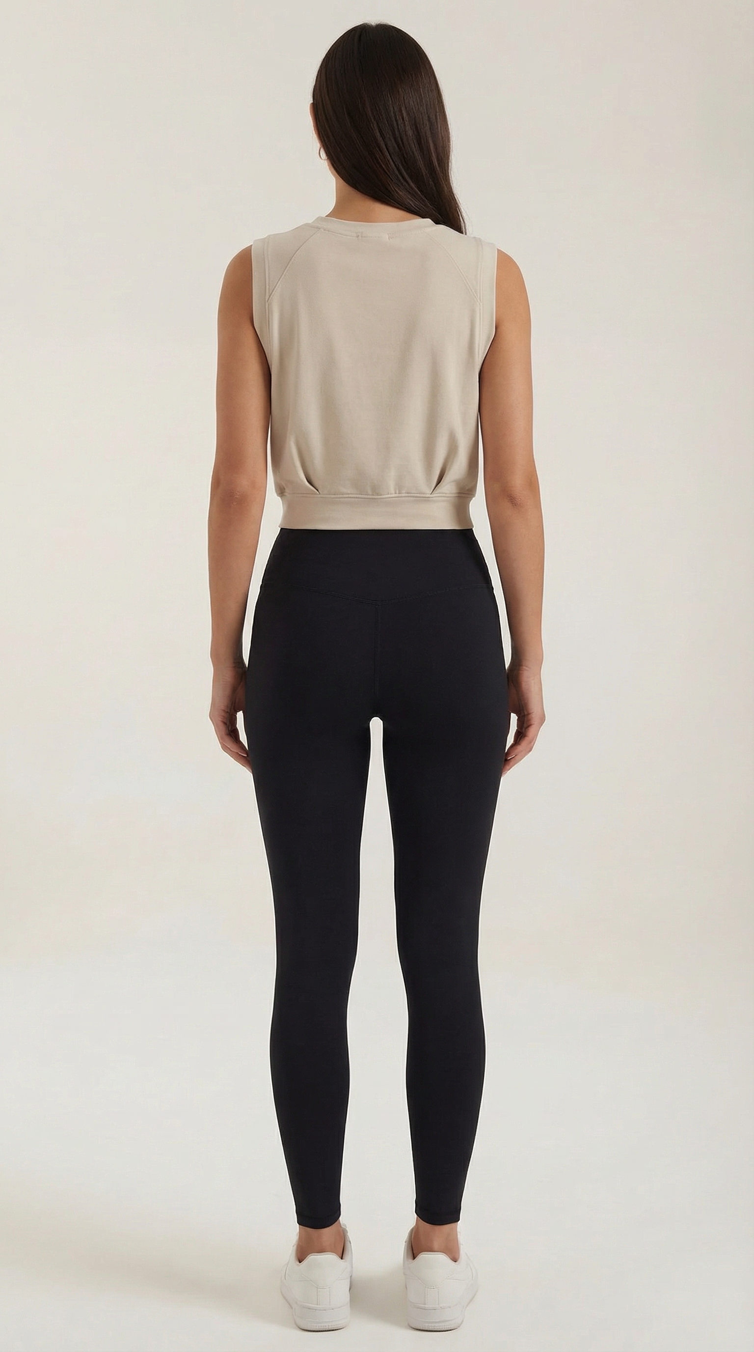 Crop top básico de silueta moderna