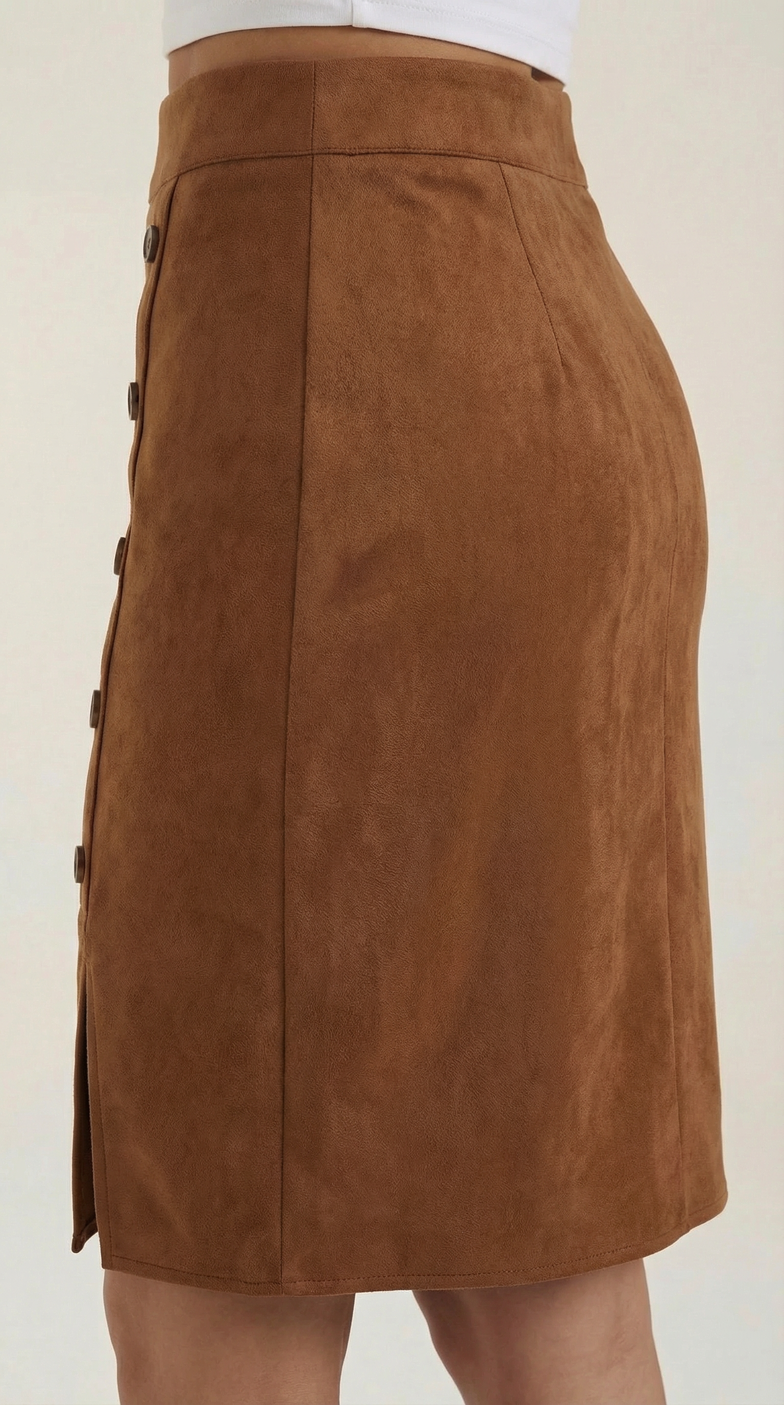 Falda abotonada de estilo atemporal