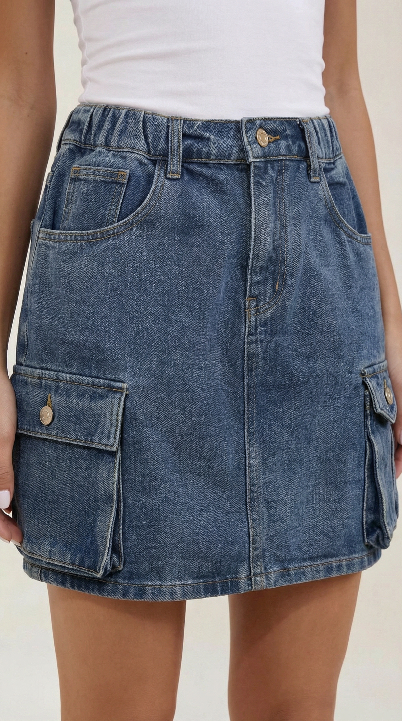 Falda cargo de estilo utilitario moderno