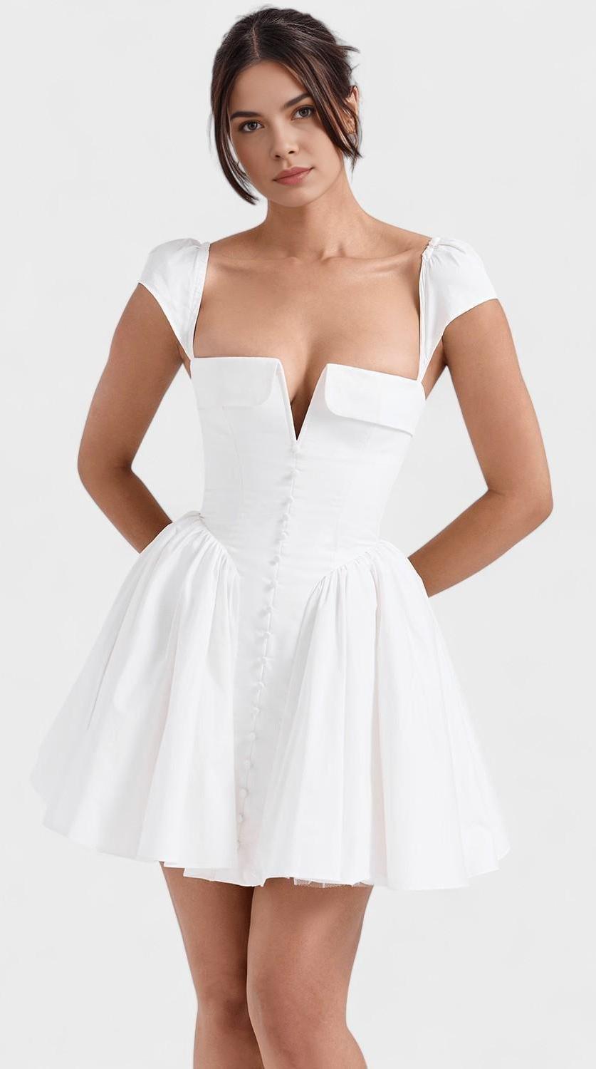 Minivestido corte femenino versátil