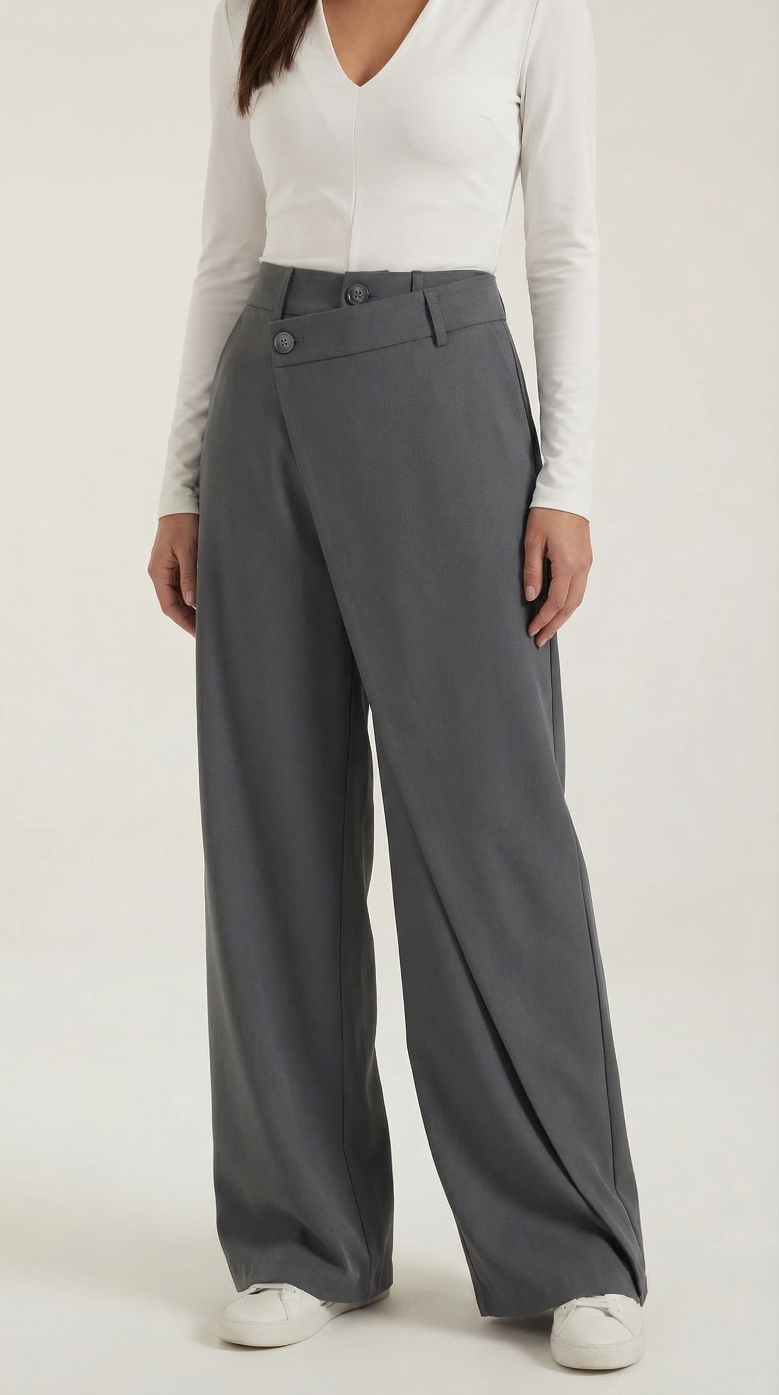 Pantalón asimétrico de silueta moderna