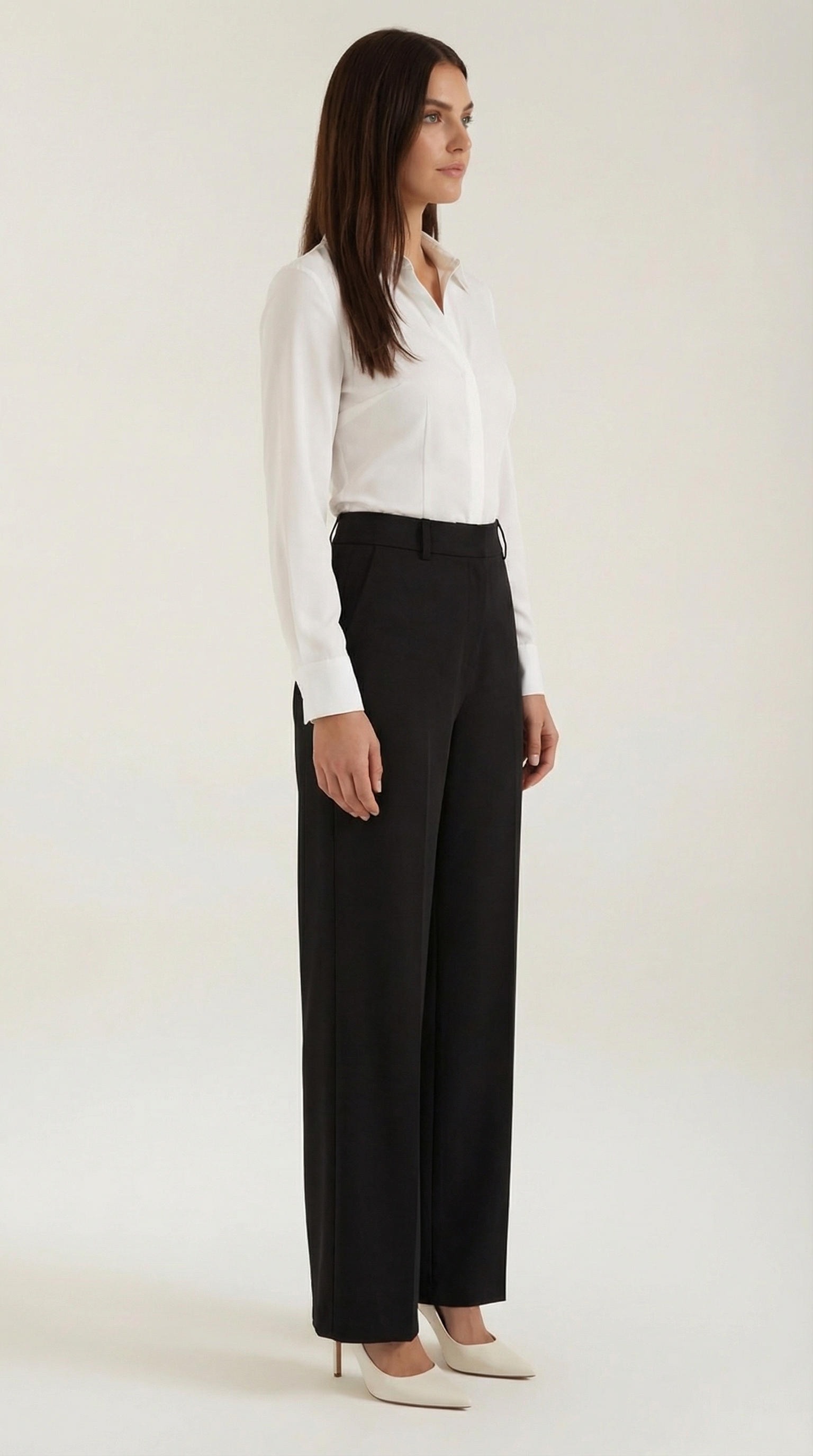 Pantalón de pierna ancha de diseño minimalista