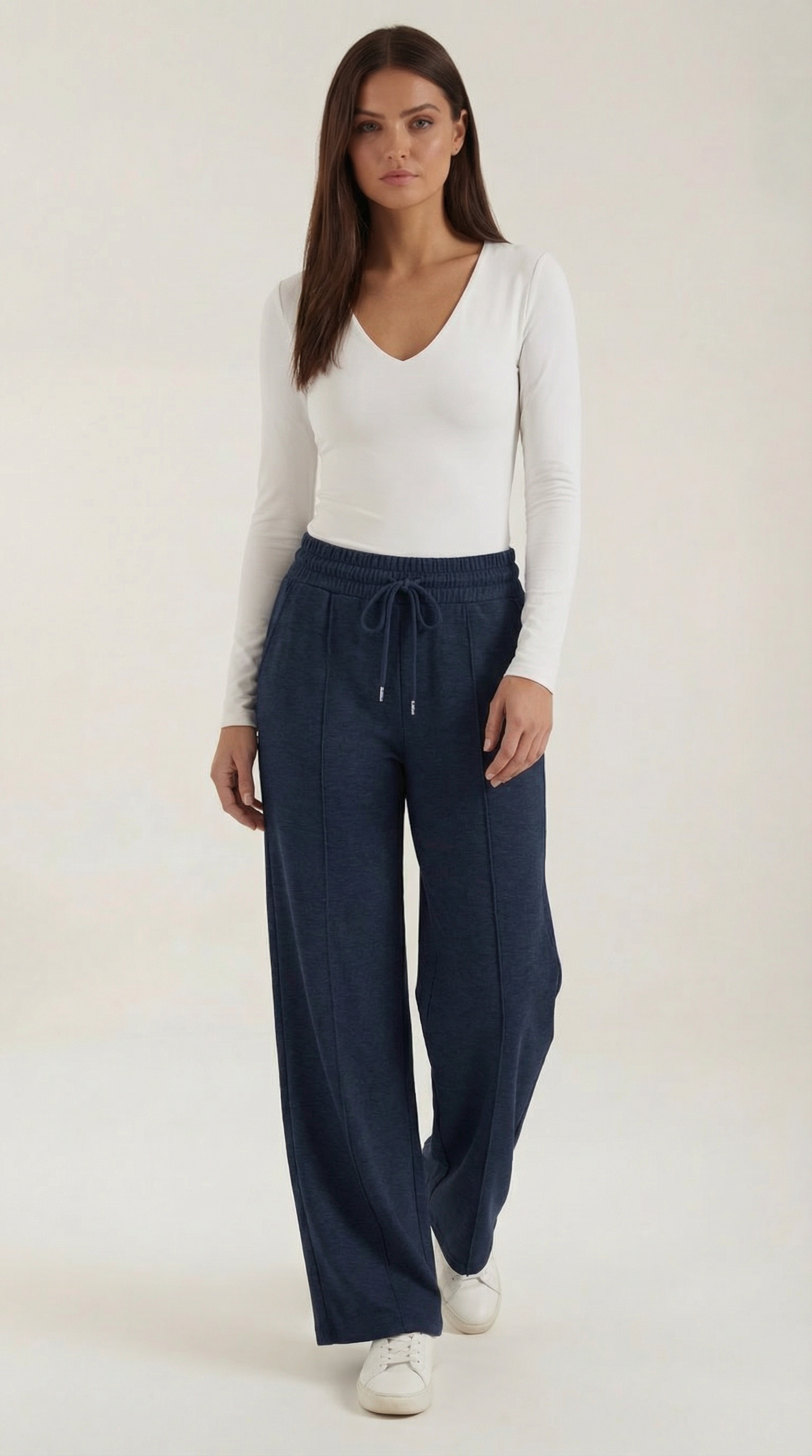 Pantalones ligeros de estilo vacacional