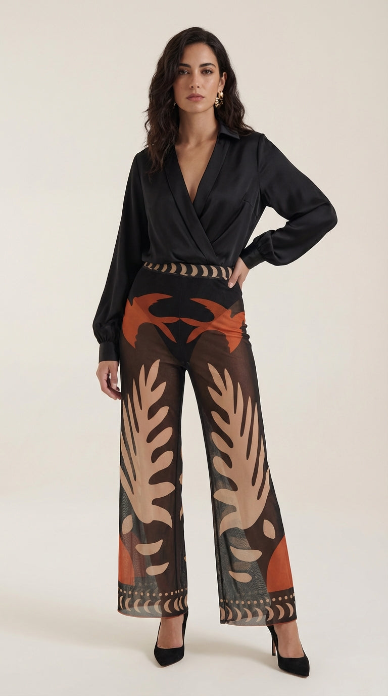 Pantalones transparentes de inspiración boho