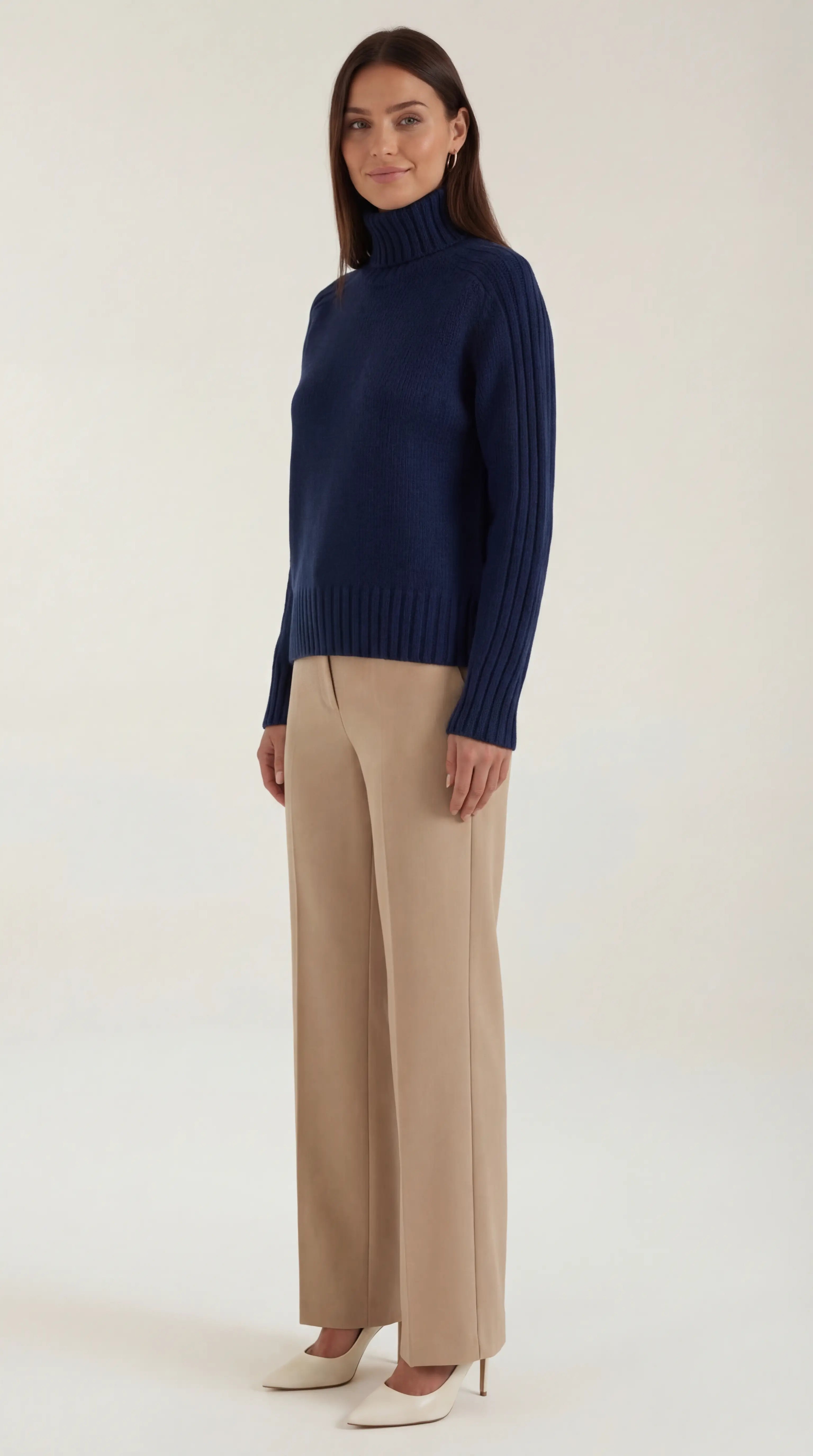 Suéter Oversize Cuello Alto Sofisticado