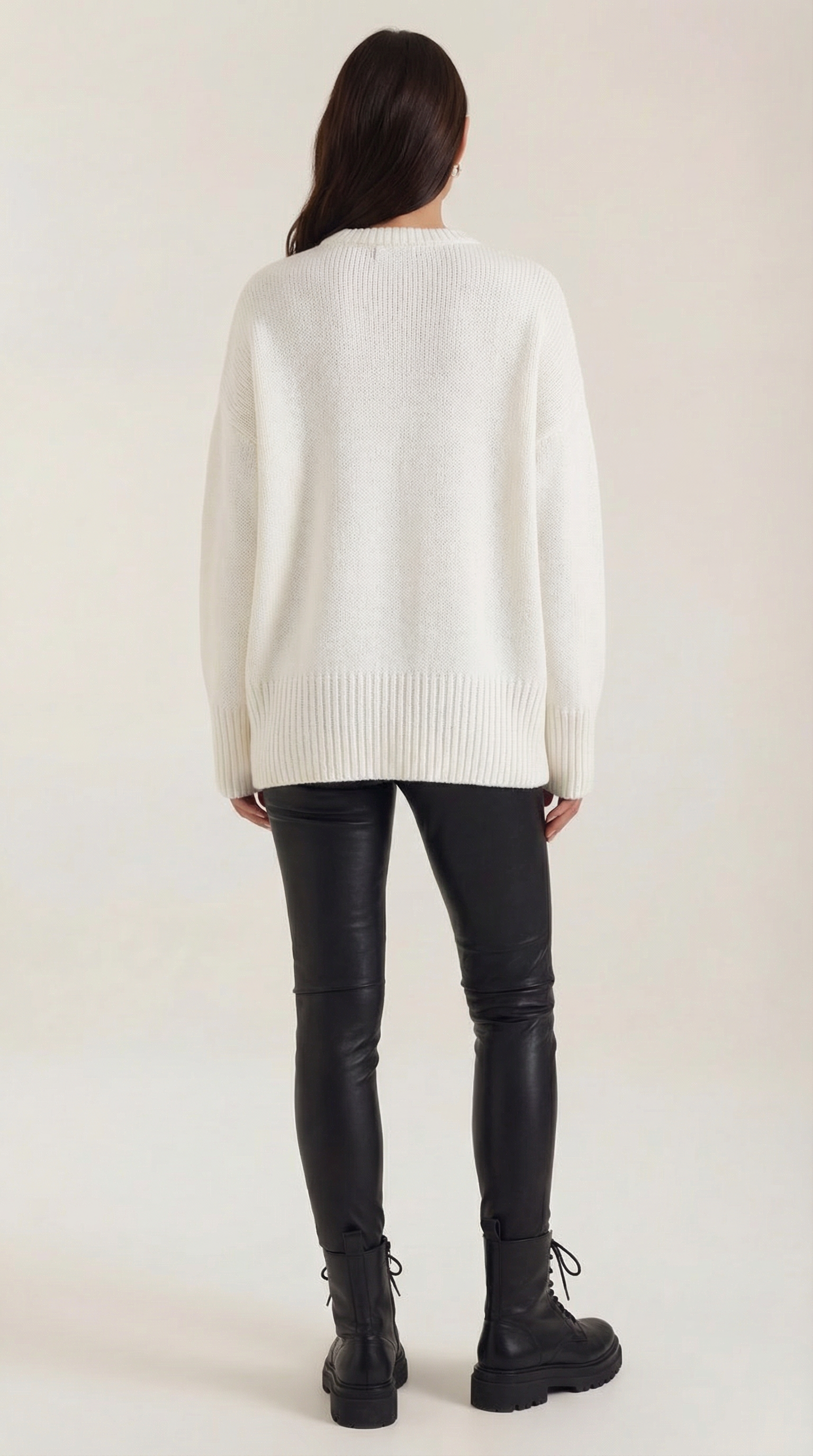 Suéter Oversize Estética Minimalista