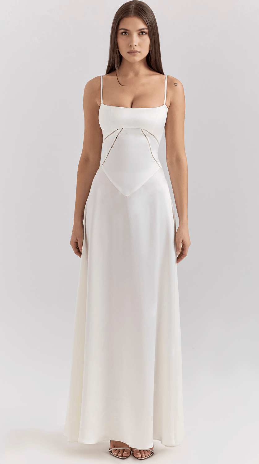 Vestido maxi de corte fluido refinado