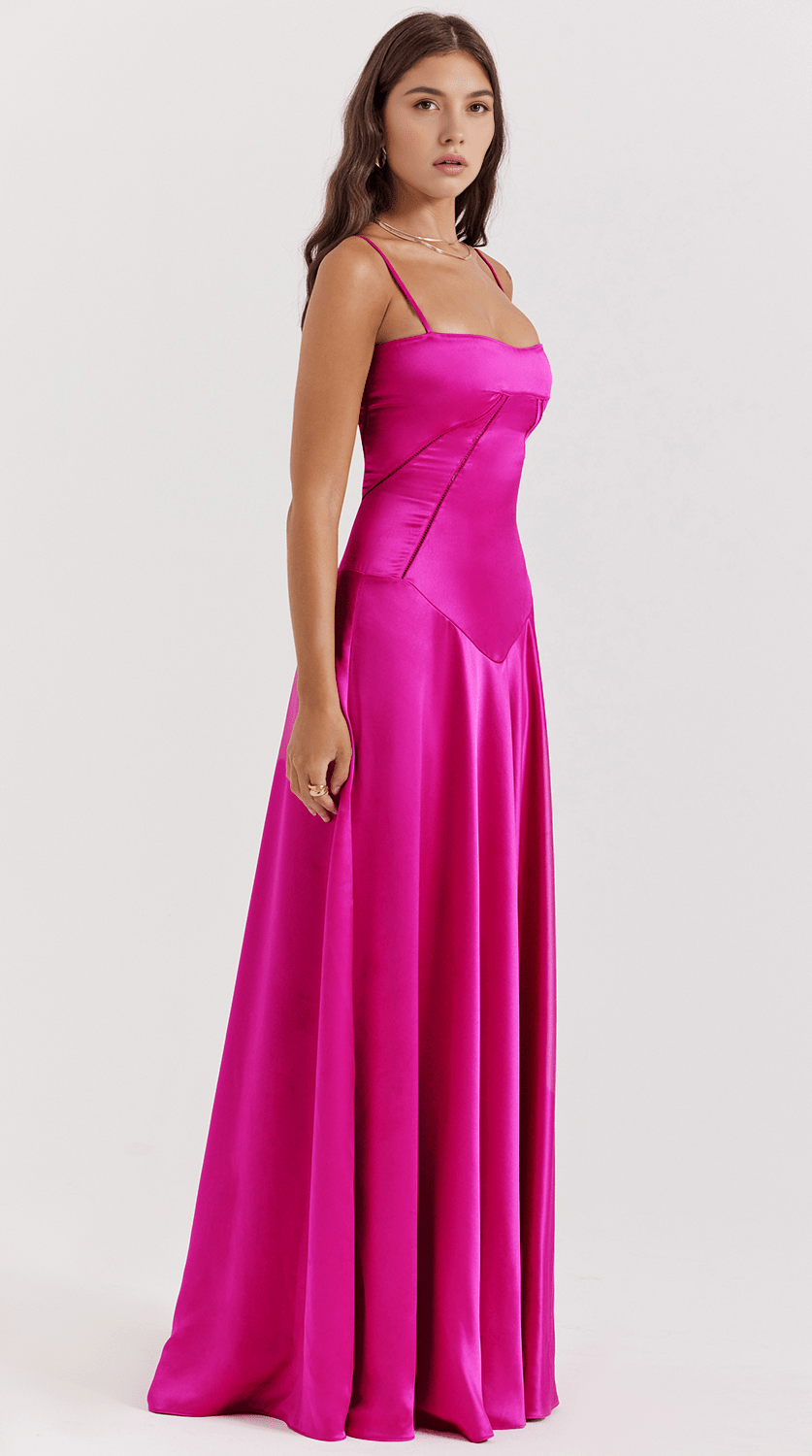 Vestido maxi de corte fluido refinado