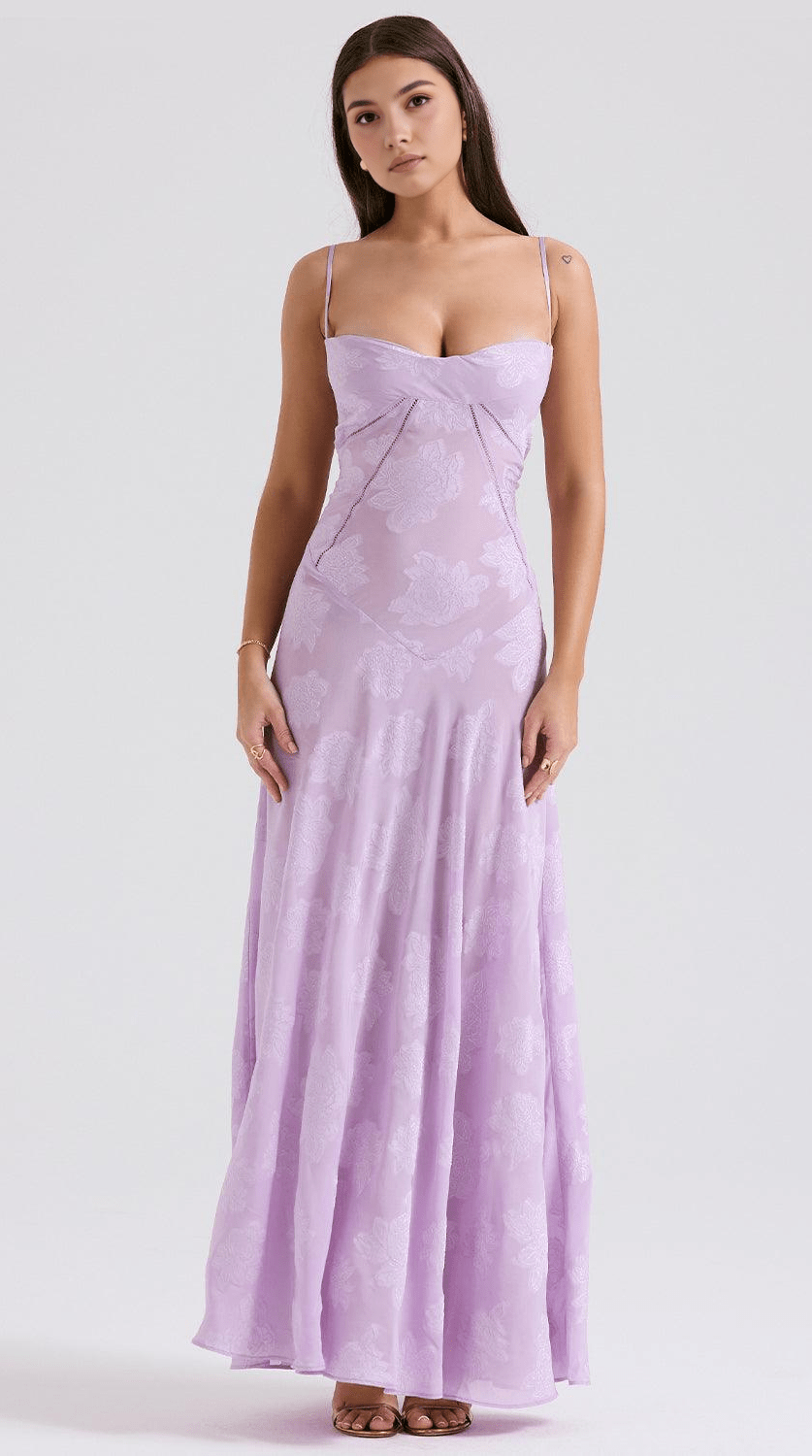 Vestido maxi de silueta fluida y drapeado