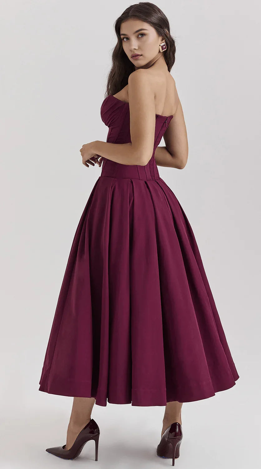 Vestido maxi fluido con detalles artesanales