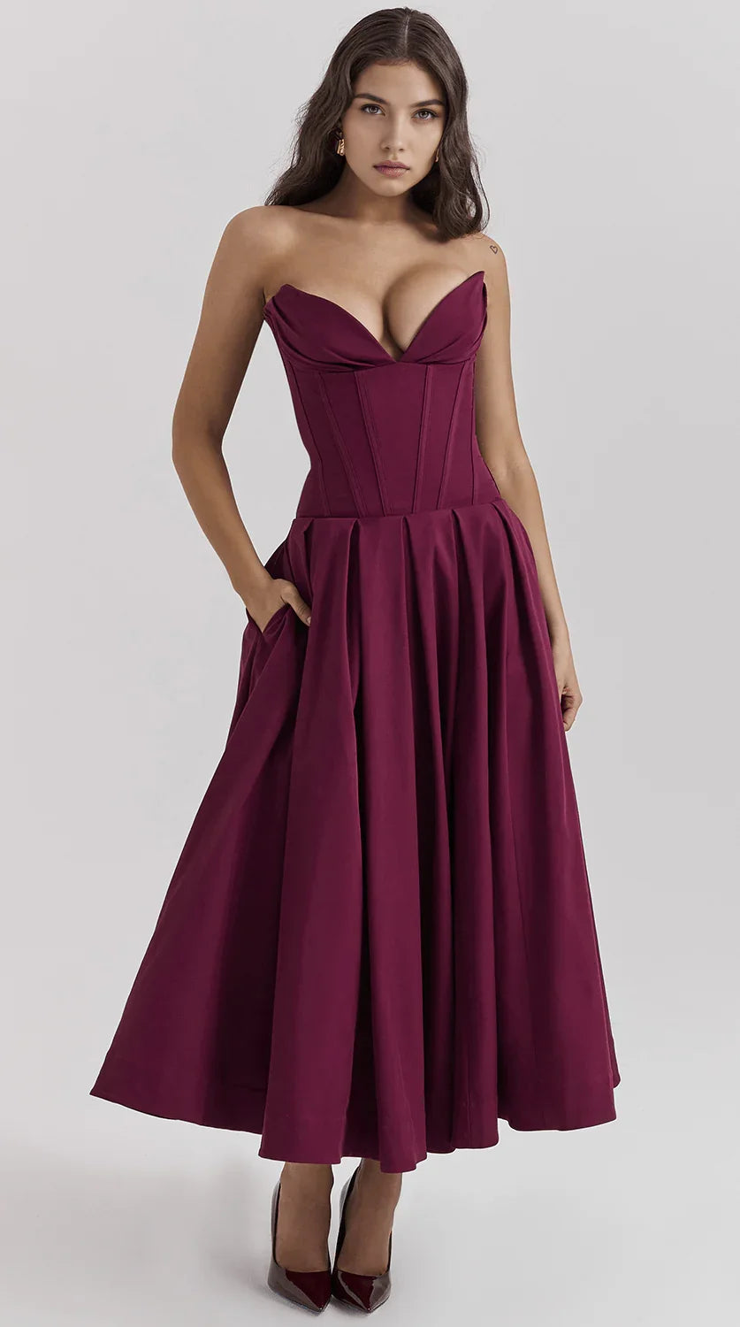 Vestido maxi fluido con detalles artesanales