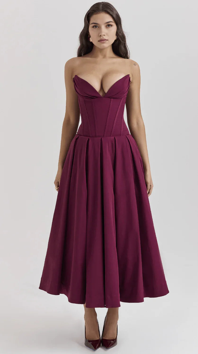Vestido maxi fluido con detalles artesanales
