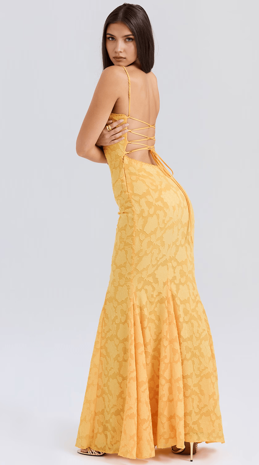 Vestido maxi fluido de silueta premium