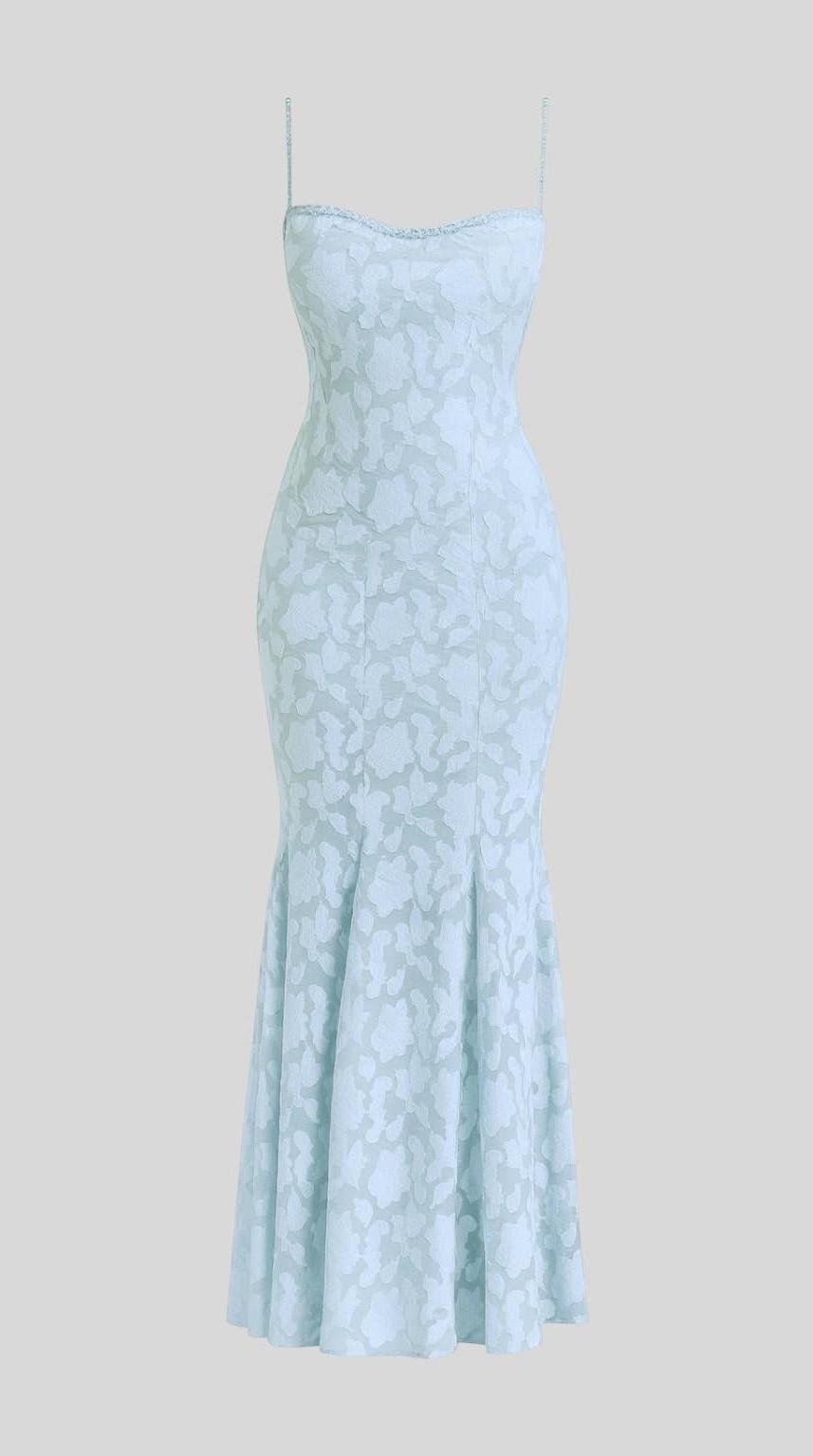 Vestido maxi fluido de silueta premium