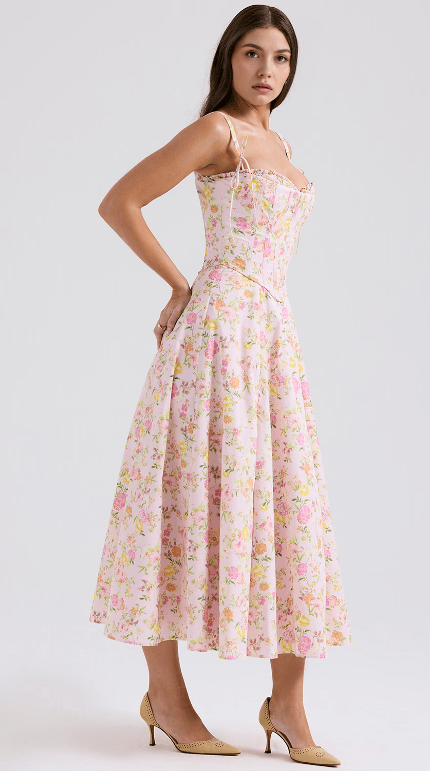Vestido midi drapeado con cinturón elegante