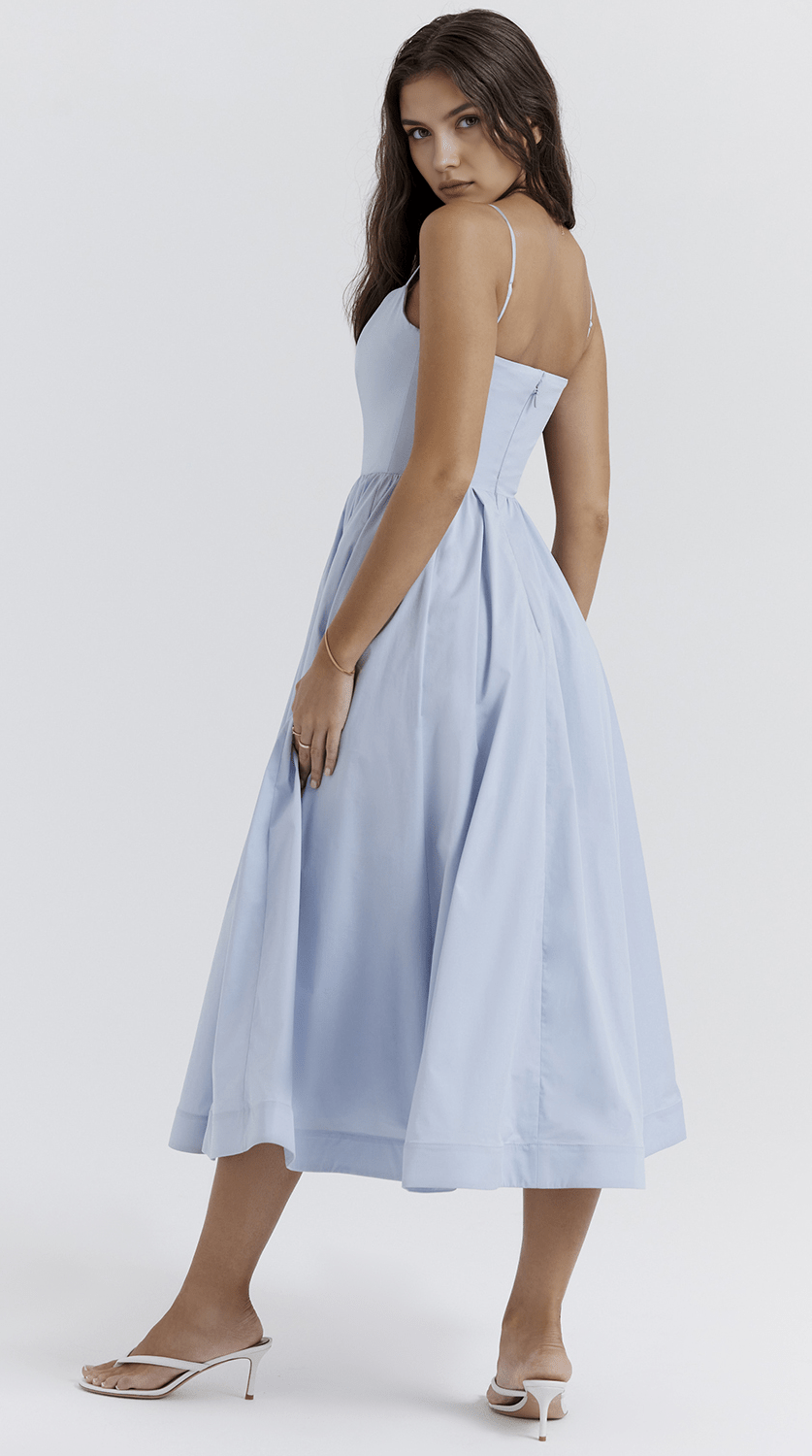 Vestido midi drapeado de estilo sofisticado