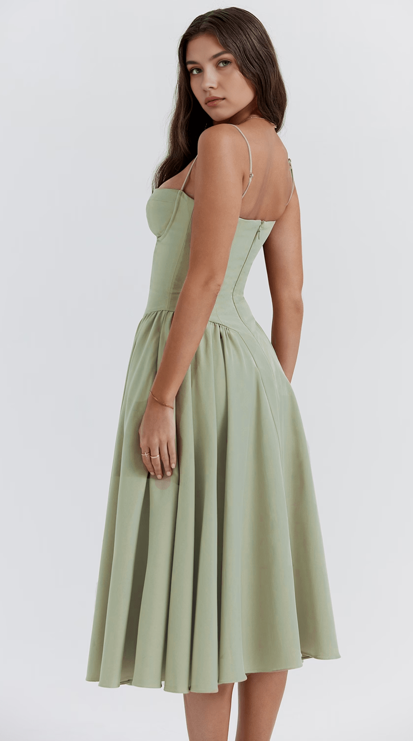 Vestido midi drapeado ligero y elegante