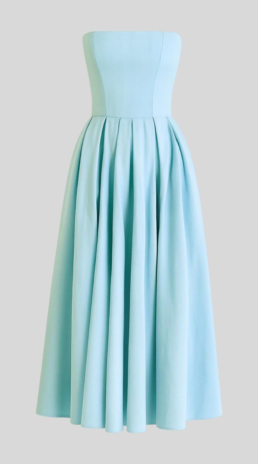 Vestido midi fluido con movimiento natural