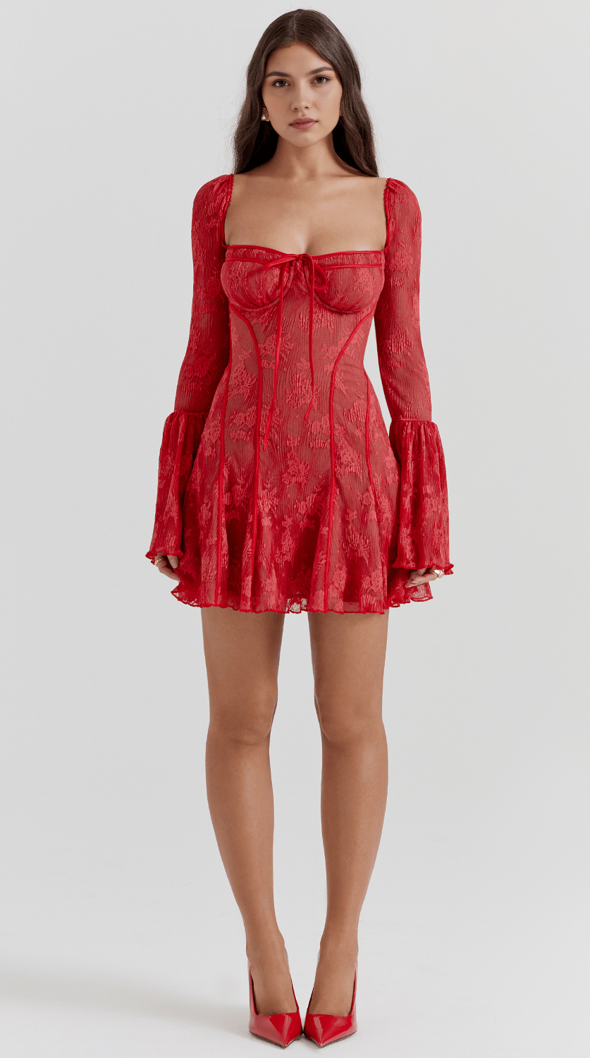 Vestido mini de silueta femenina estilizada